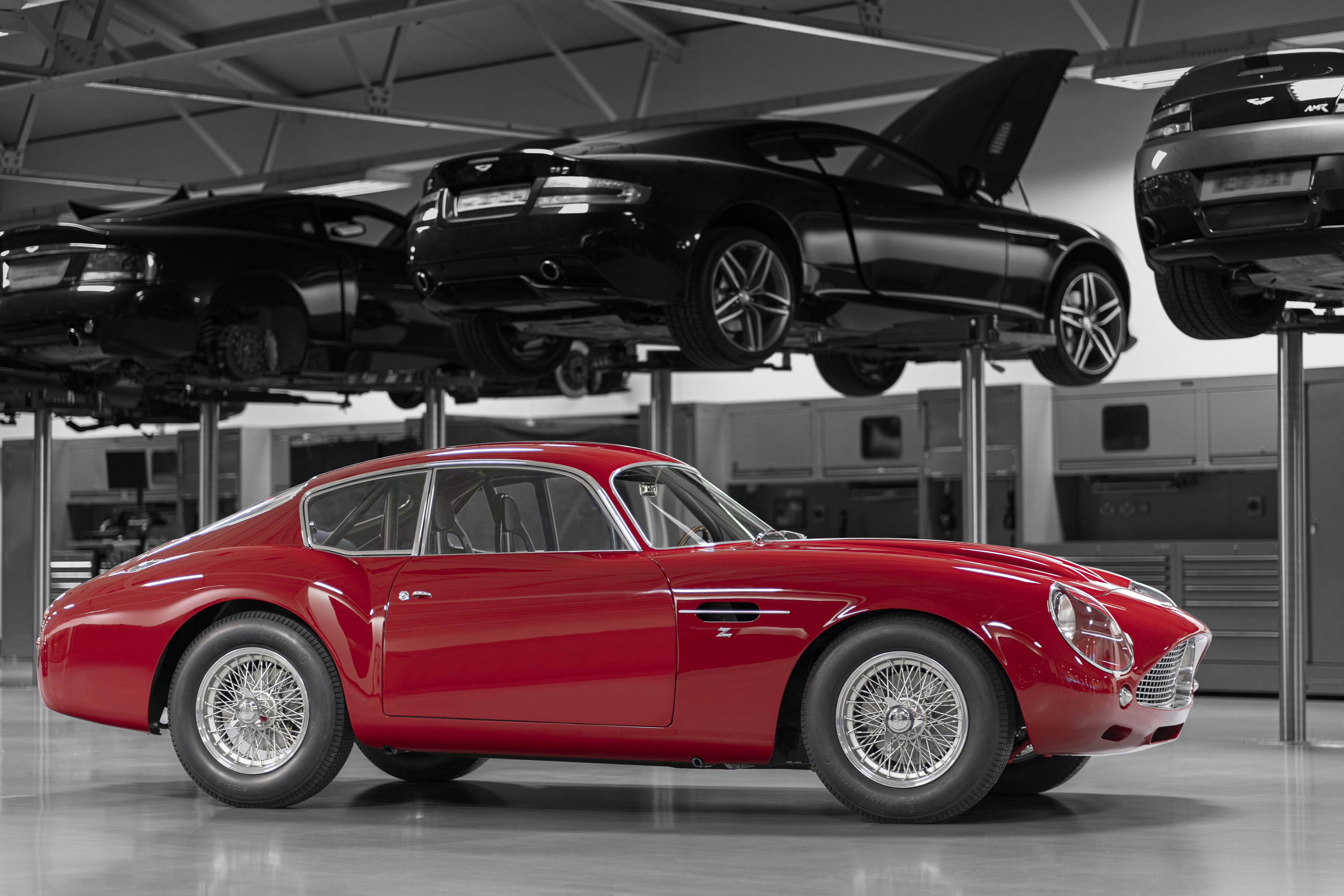 Завантажити шпалери Aston Martin Db4 Gt Zagato на телефон безкоштовно