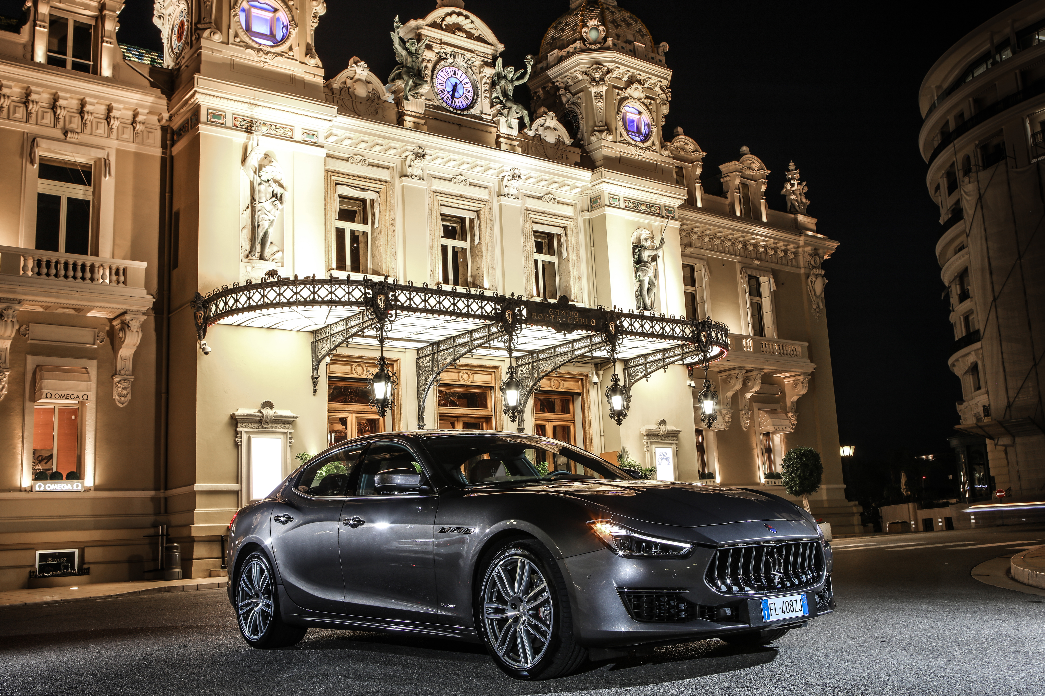 Download mobile wallpaper Maserati, Car, Maserati Ghibli, Vehicles, Silver Car for free.