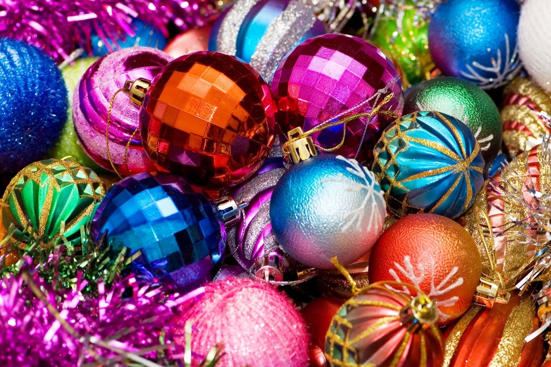 Download mobile wallpaper Christmas, Holiday, Colors, Decoration, Bauble for free.