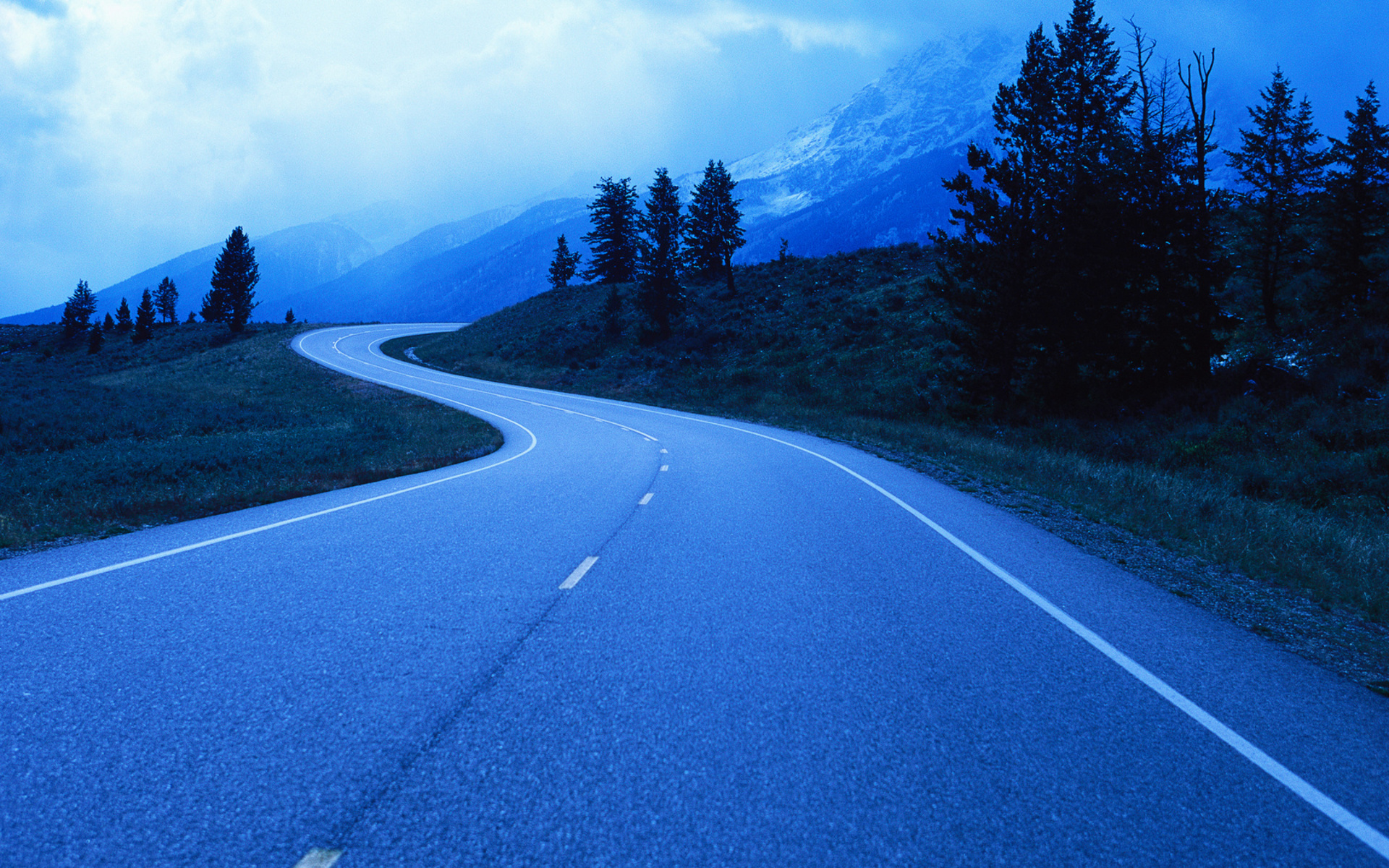 Free download wallpaper Road, Man Made on your PC desktop