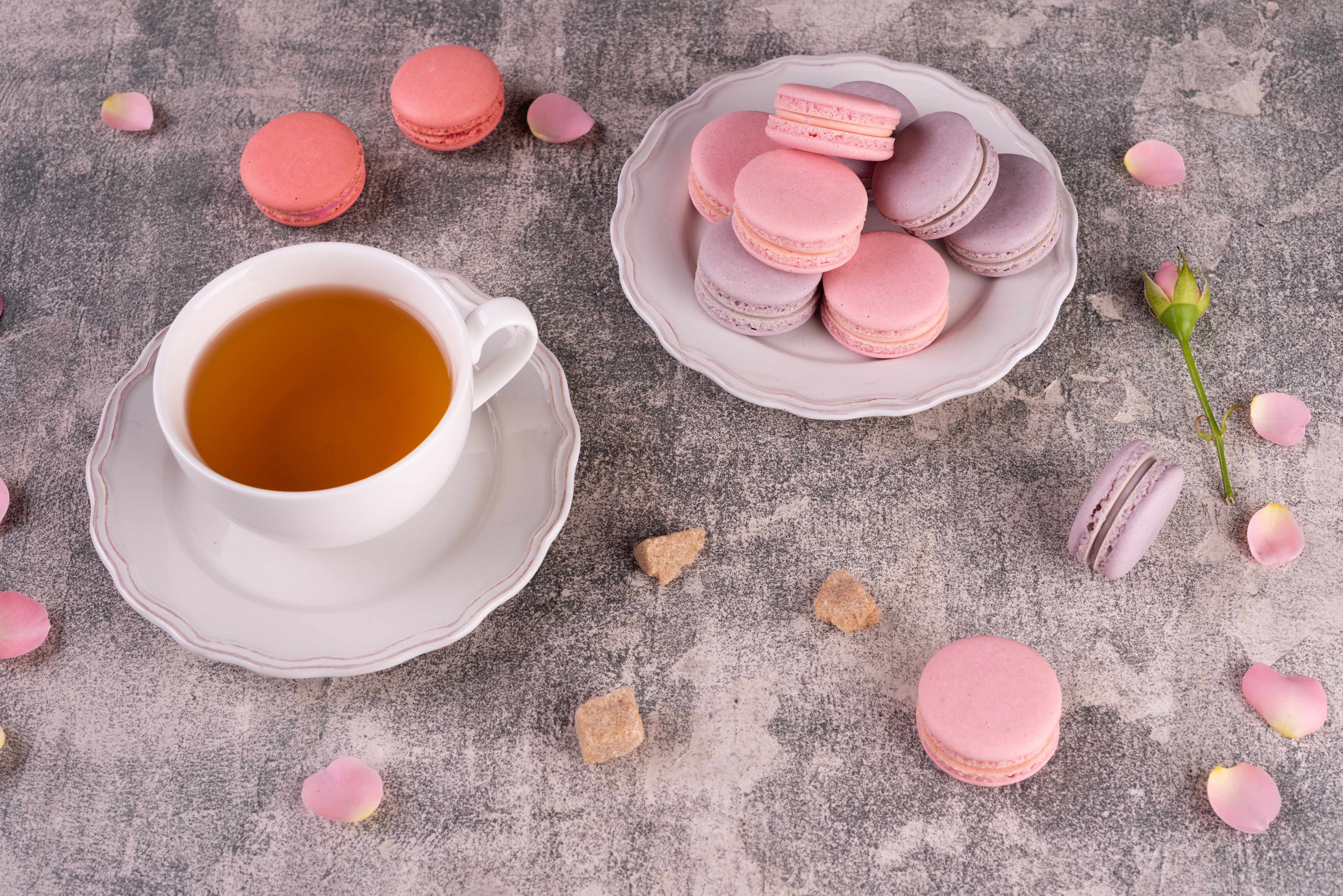 無料モバイル壁紙カップ, 静物, お茶, お菓子, マカロン, 食べ物をダウンロードします。