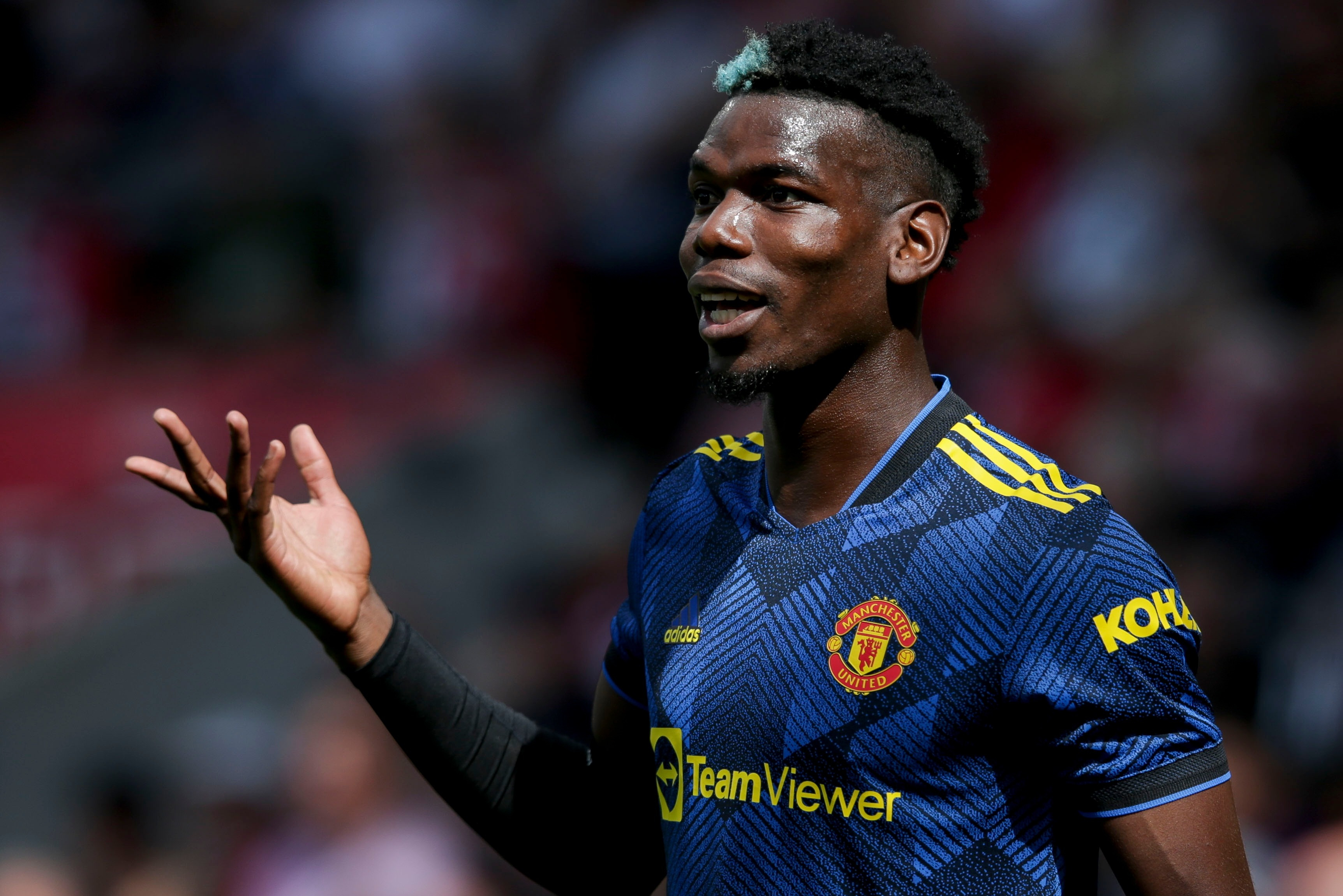 Download mobile wallpaper Sports, Soccer, Manchester United F C, Paul Pogba for free.