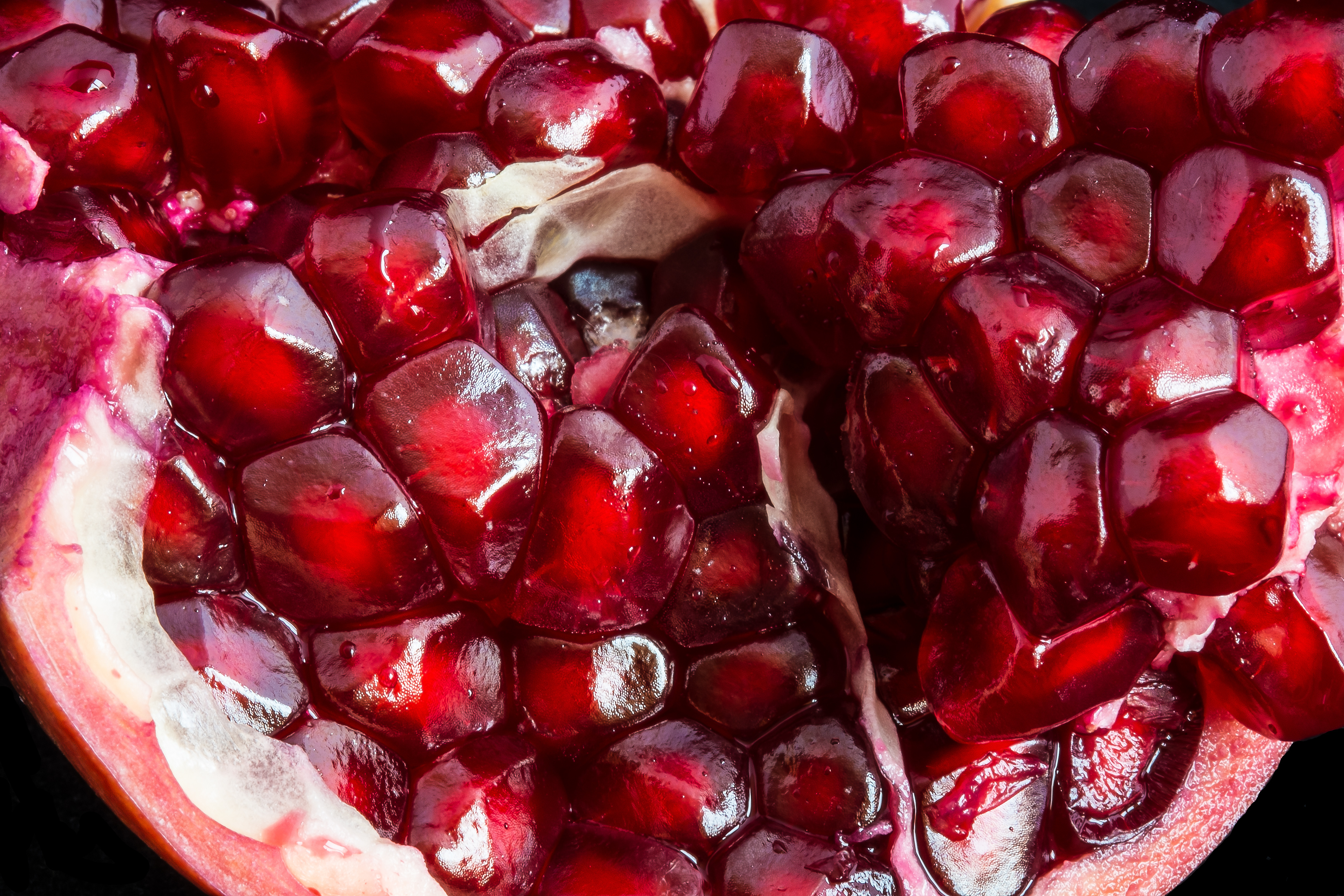 Free download wallpaper Fruits, Food, Pomegranate on your PC desktop