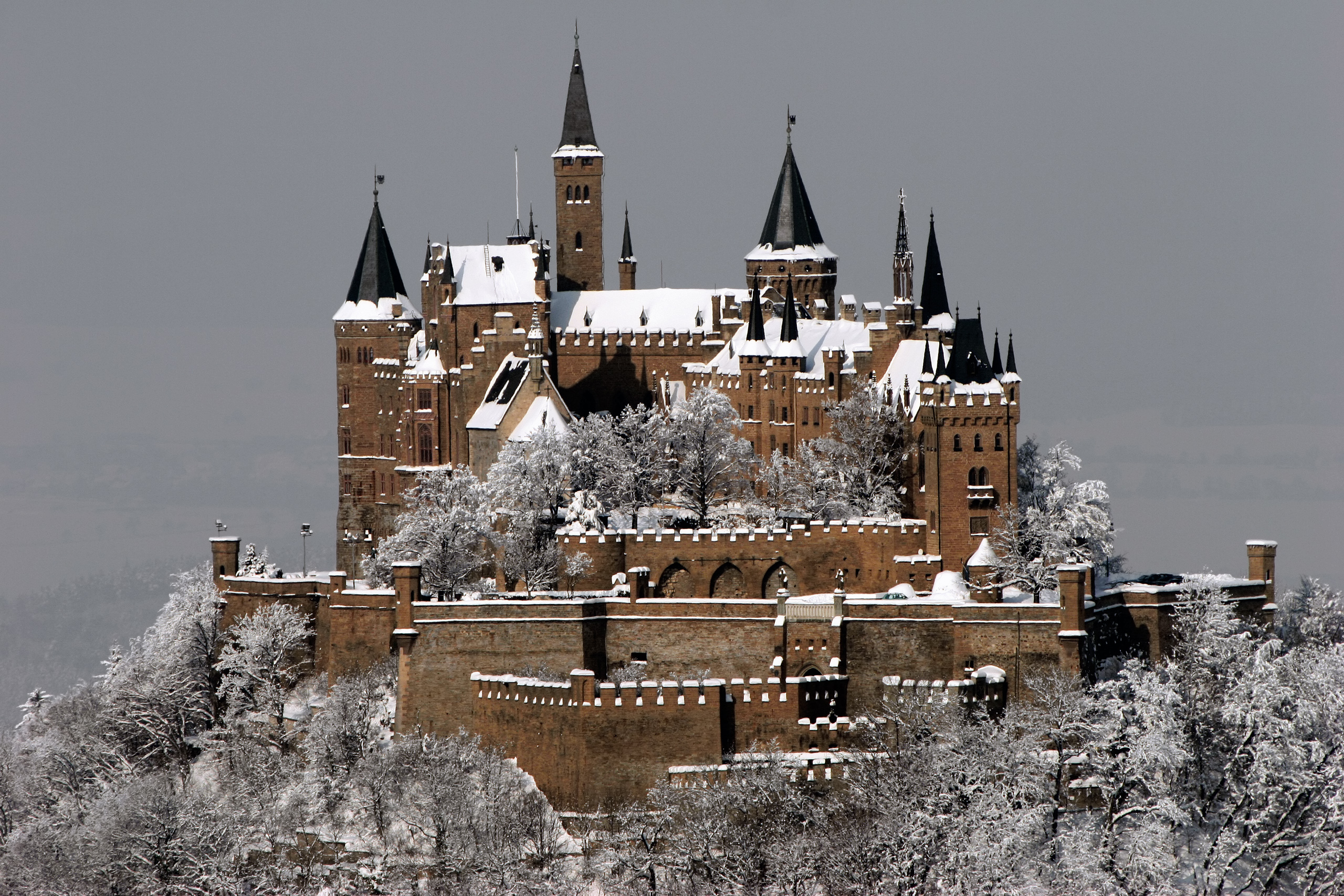 Laden Sie Burg Hohenzollern HD-Desktop-Hintergründe herunter