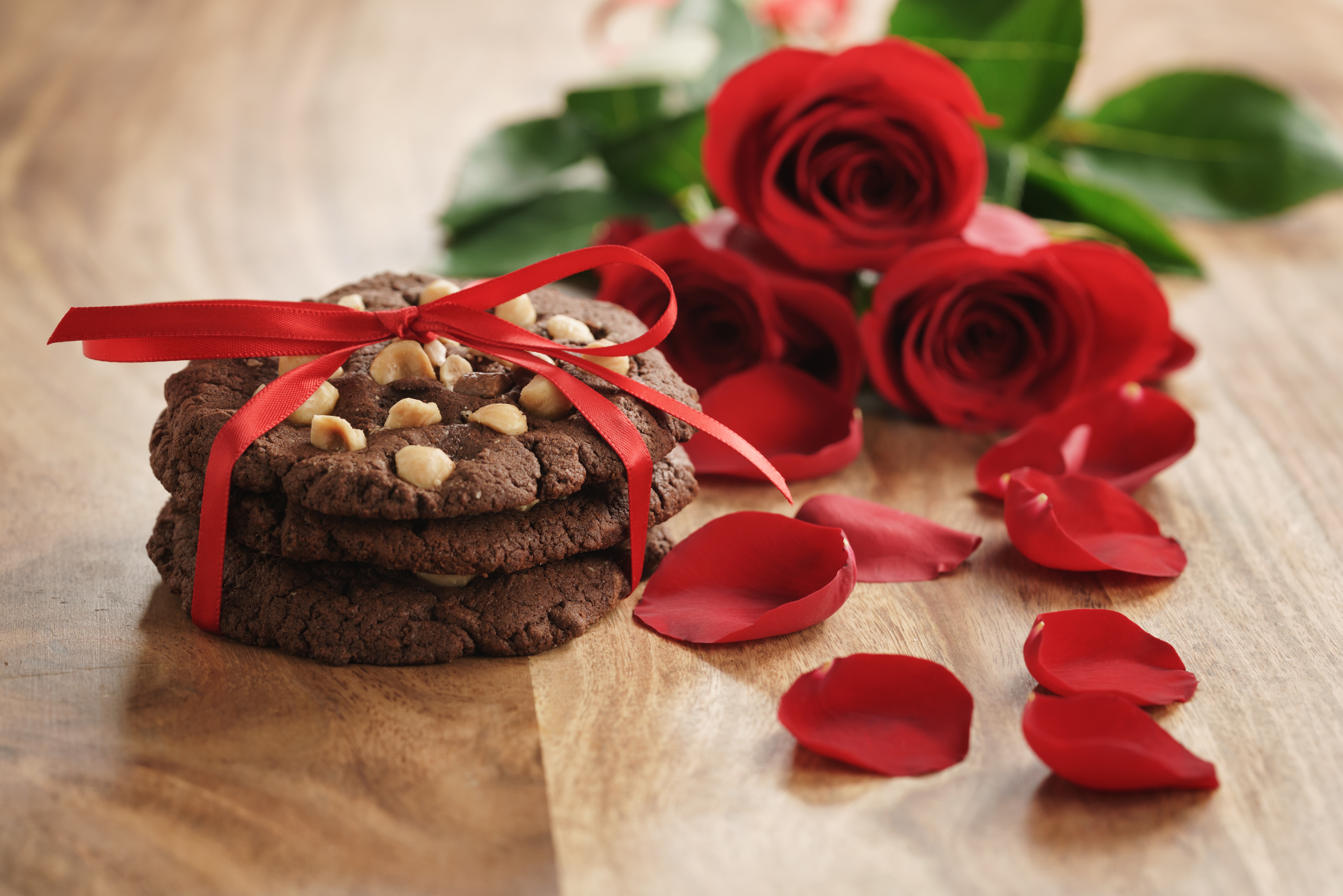 Download mobile wallpaper Food, Rose, Petal, Cookie for free.