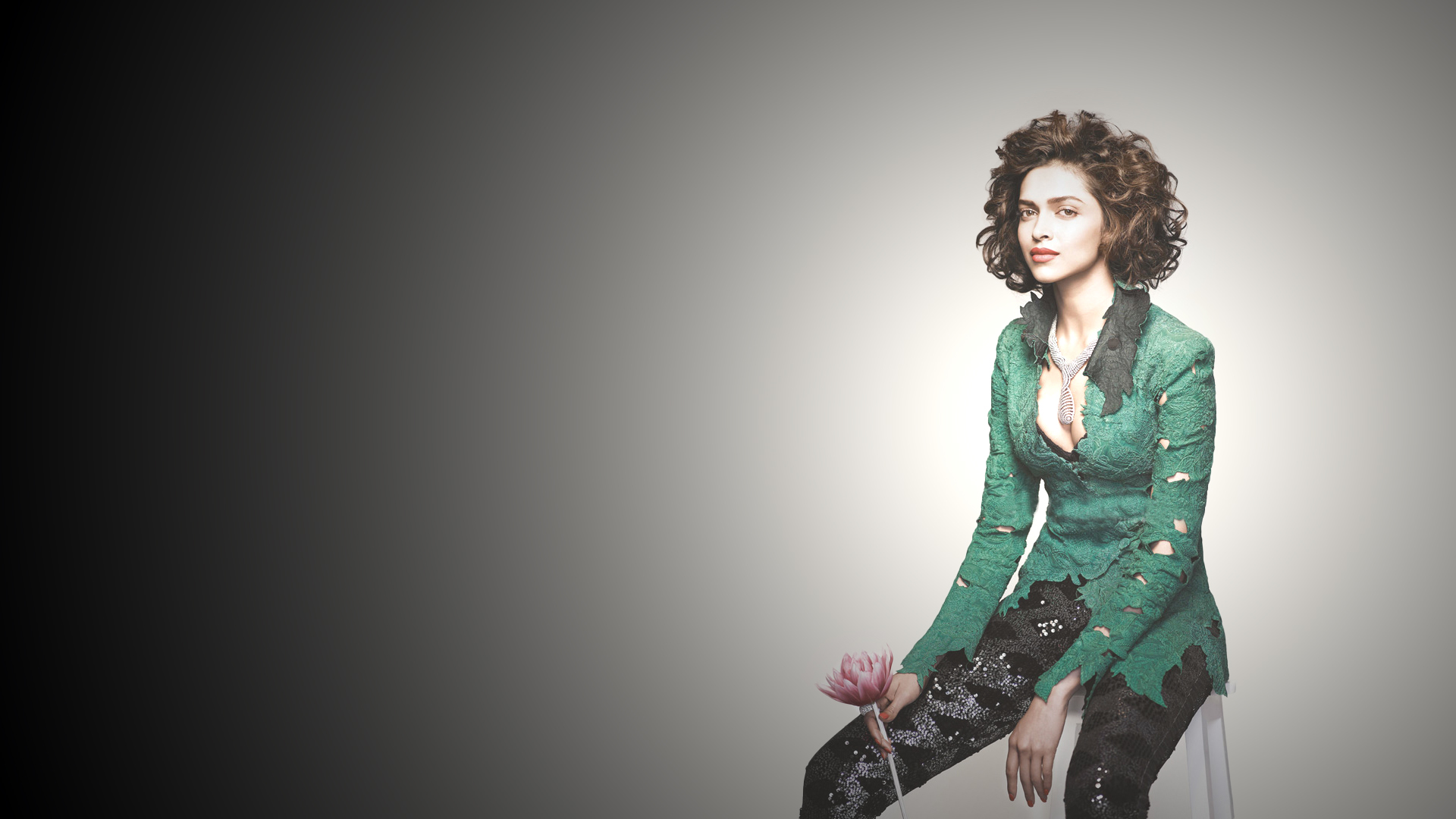 Download mobile wallpaper Model, Indian, Celebrity, Actress, Deepika Padukone for free.