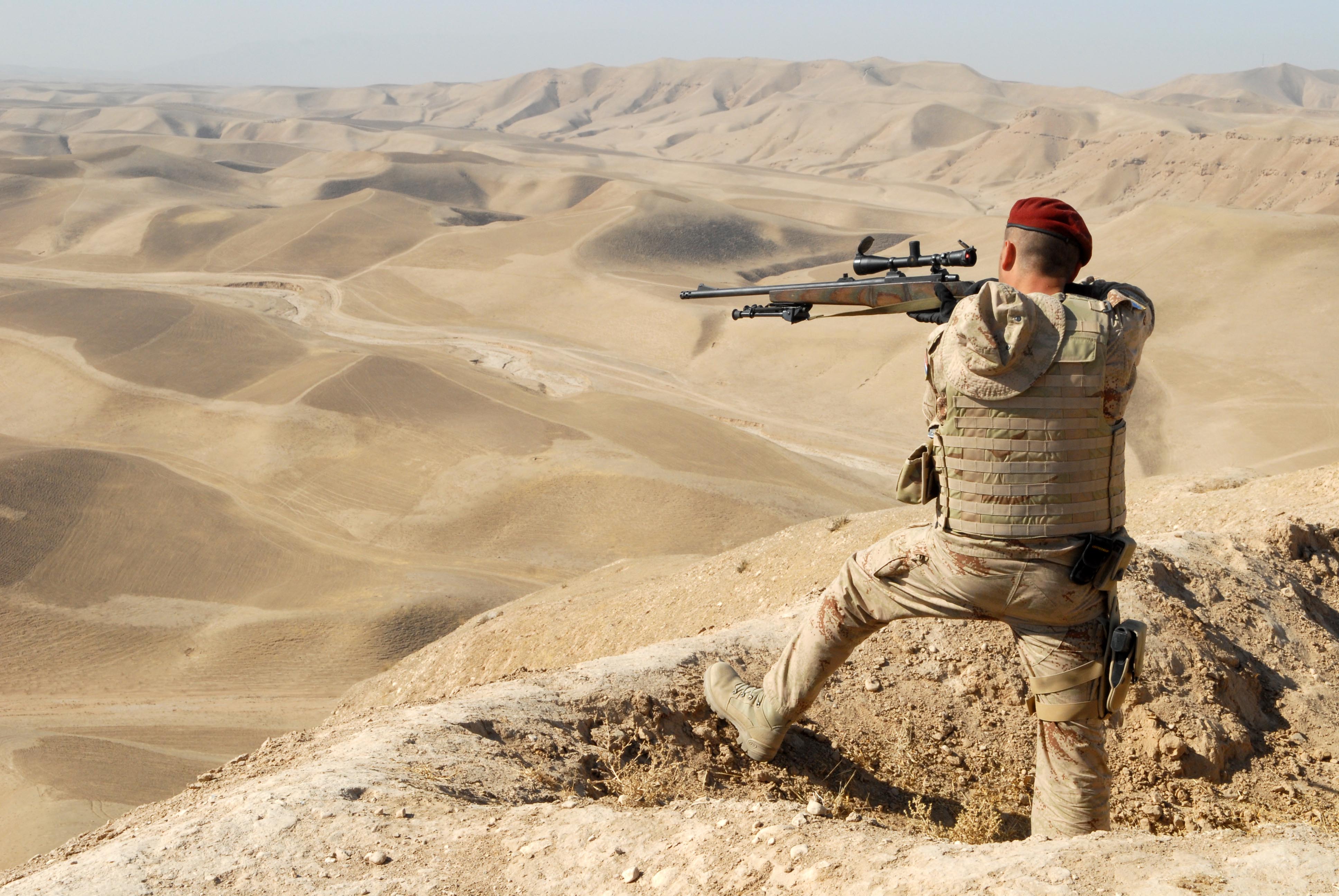 Free download wallpaper Military, Sniper on your PC desktop