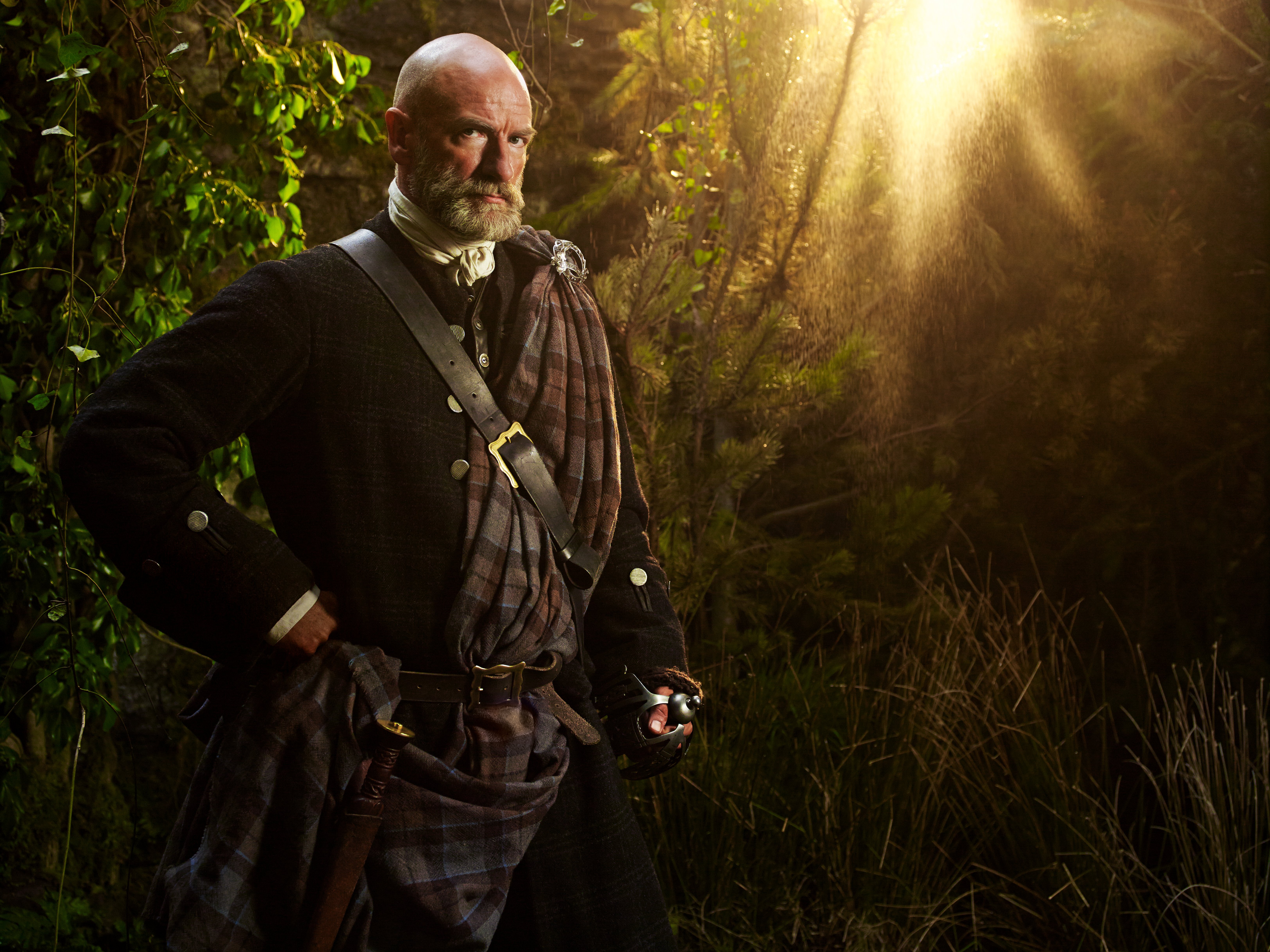Descarga gratis la imagen Outlander, Series De Televisión en el escritorio de tu PC