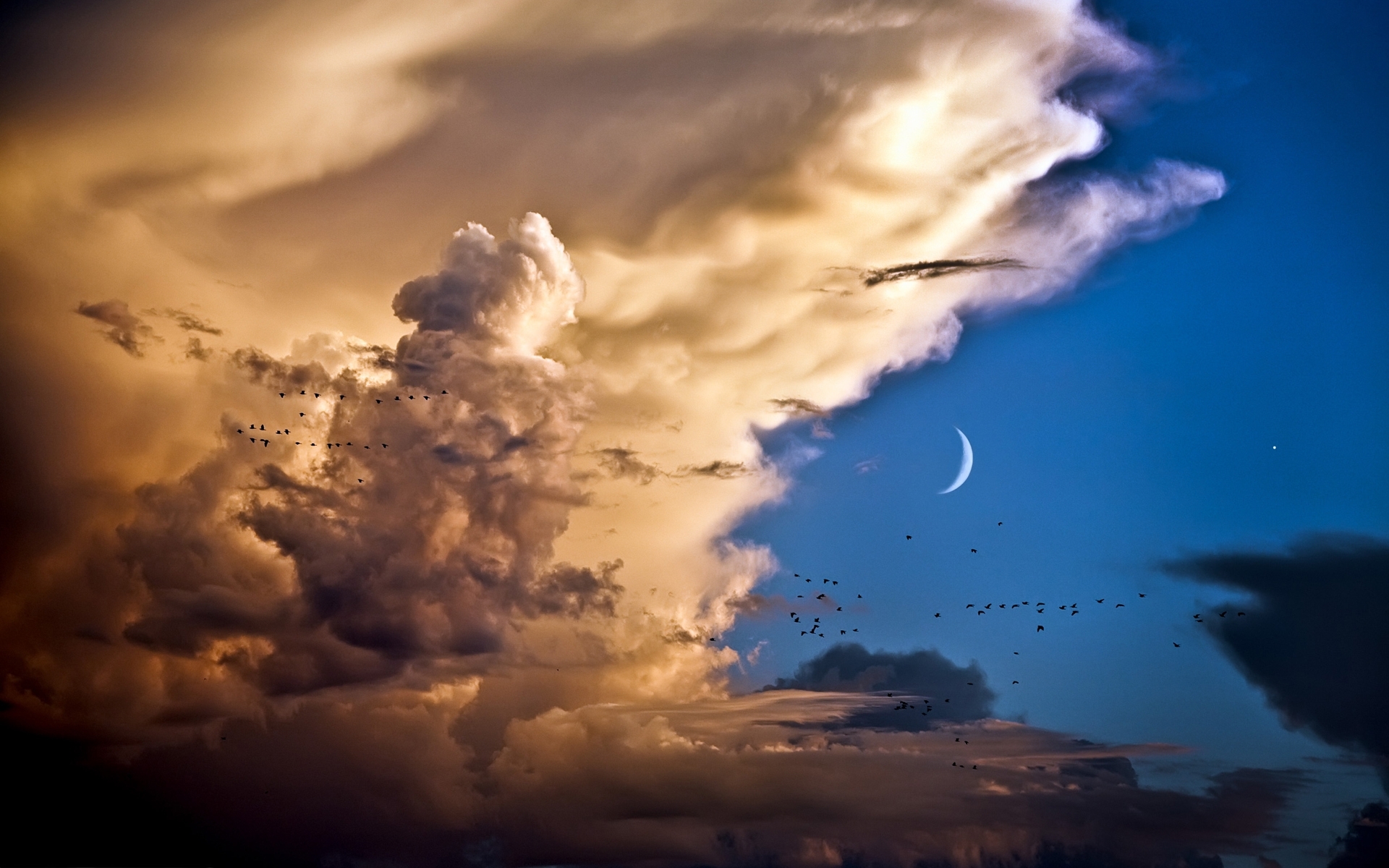 Скачать обои бесплатно Облака, Небо, Луна, Пейзаж картинка на рабочий стол ПК
