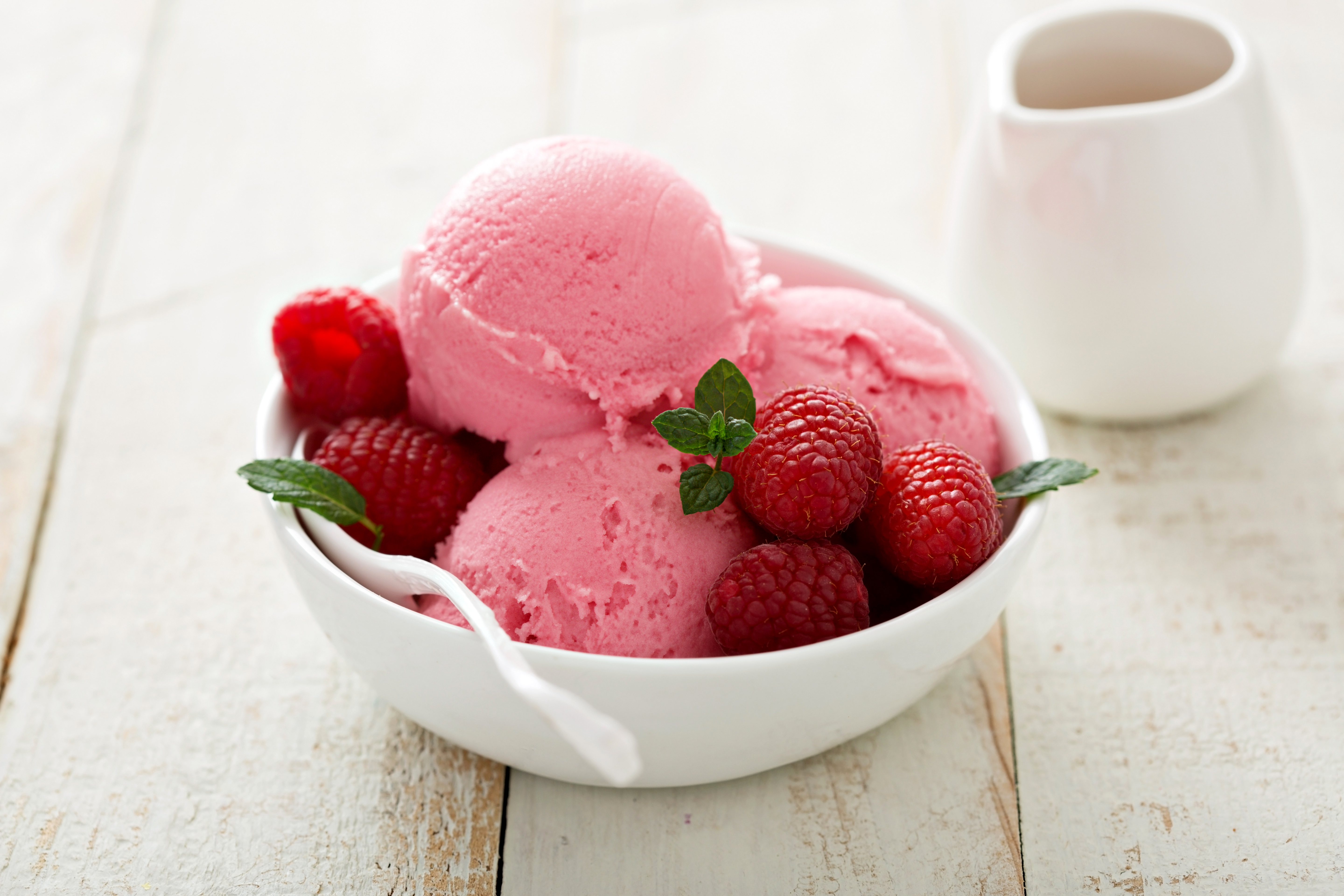 Download mobile wallpaper Food, Raspberry, Ice Cream, Berry for free.
