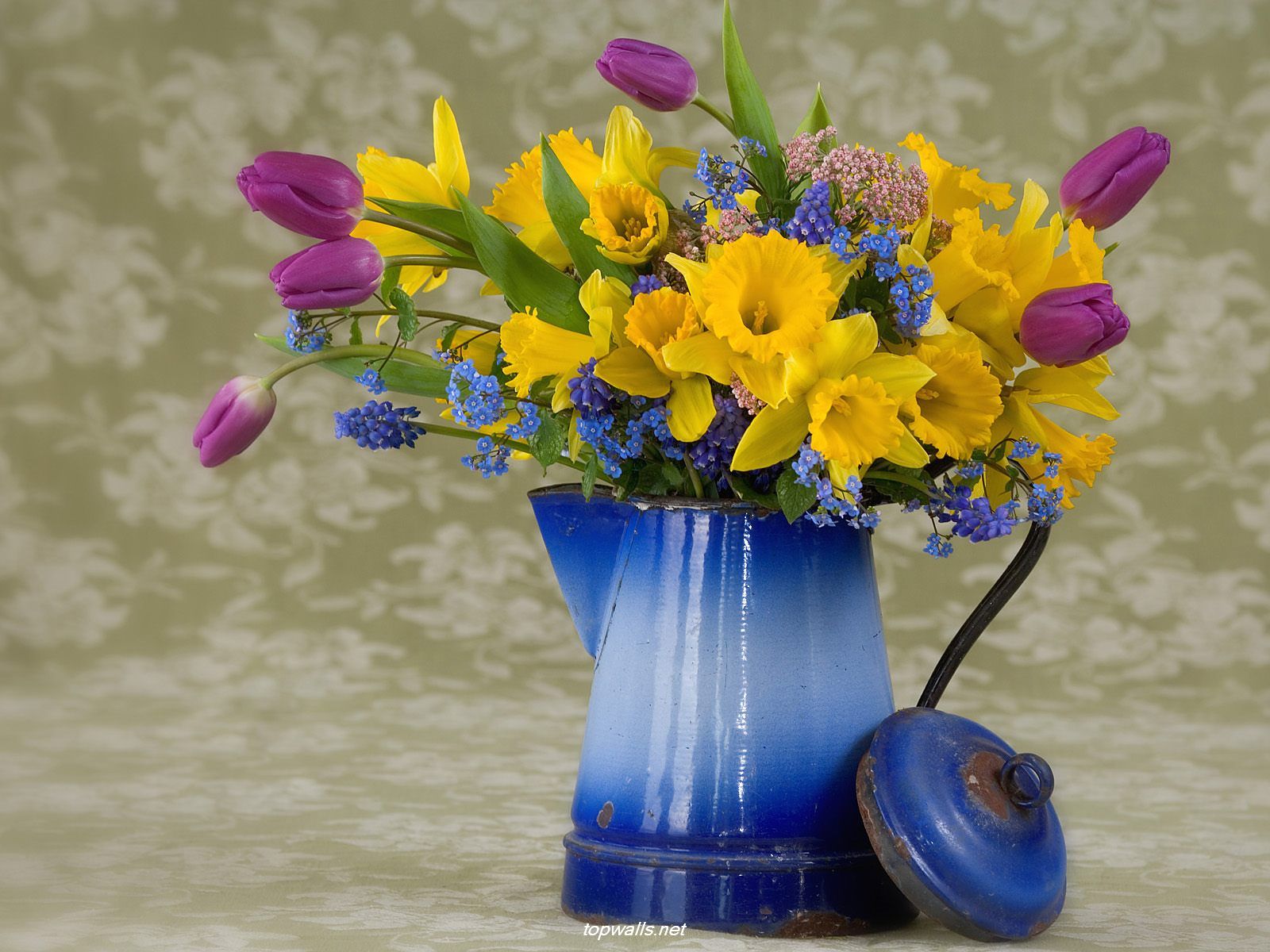 無料モバイル壁紙花, 花瓶, 春, 黄色い花, マンメイドをダウンロードします。