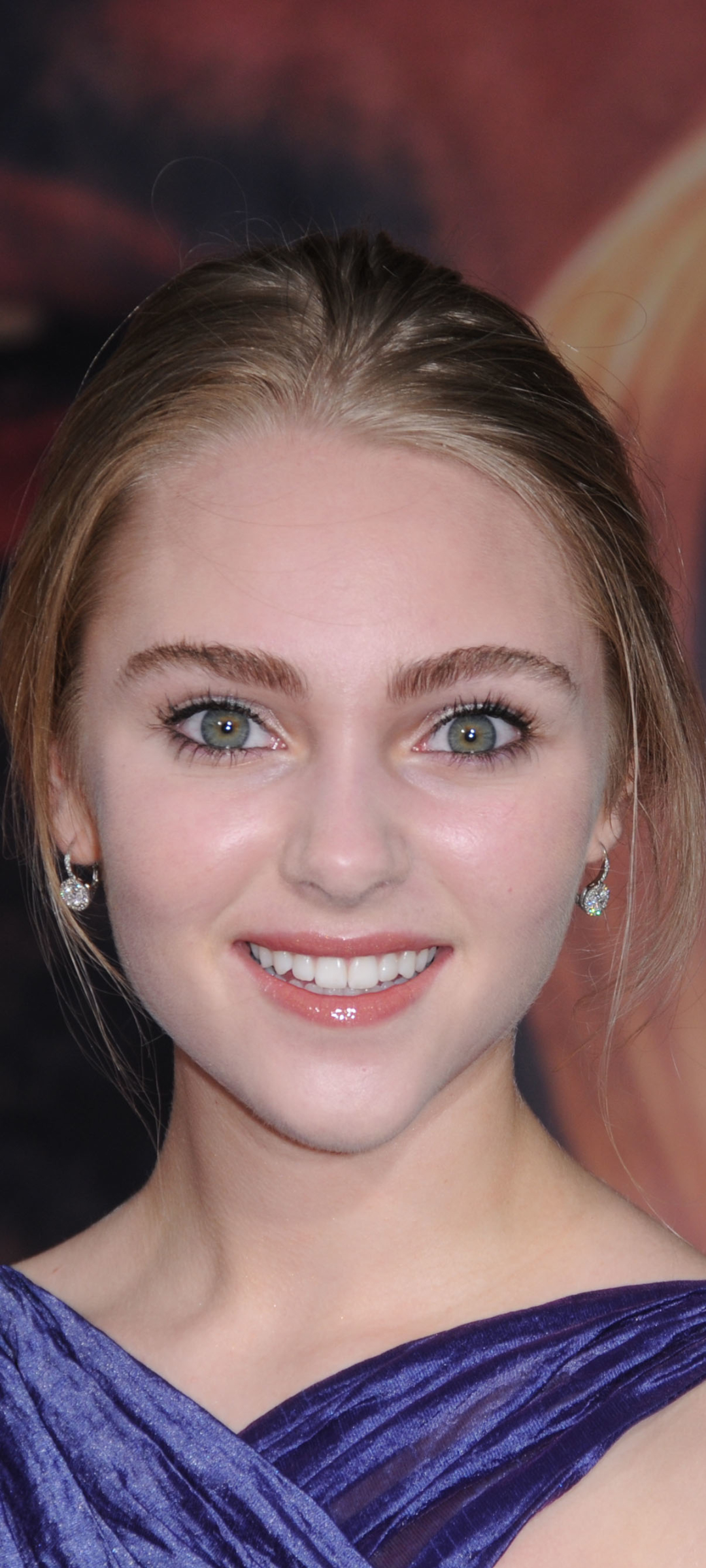 Download mobile wallpaper Celebrity, Annasophia Robb for free.