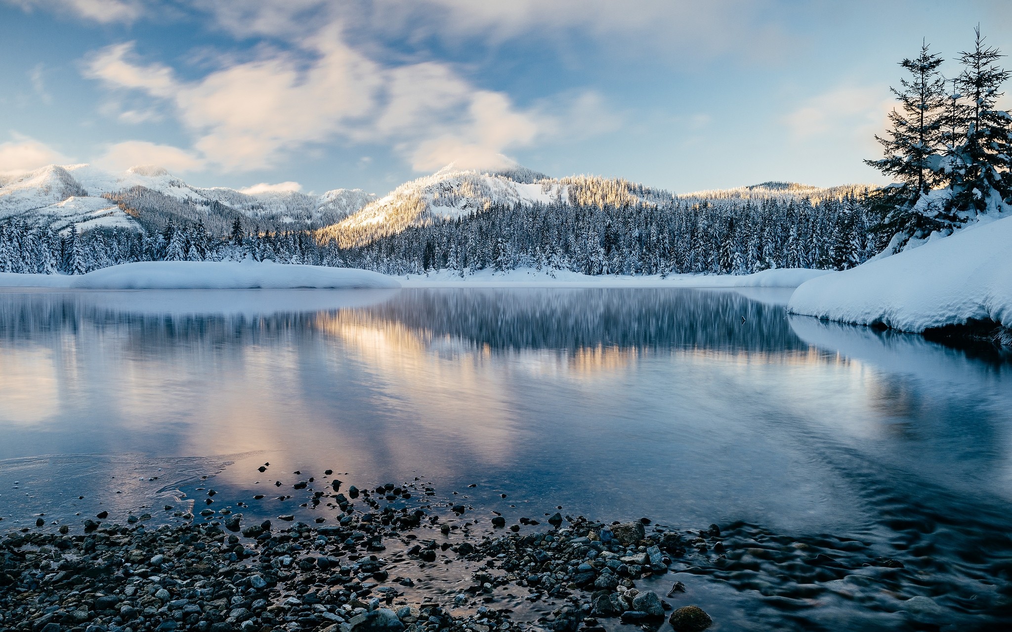 Free download wallpaper Winter, Lakes, Lake, Earth on your PC desktop