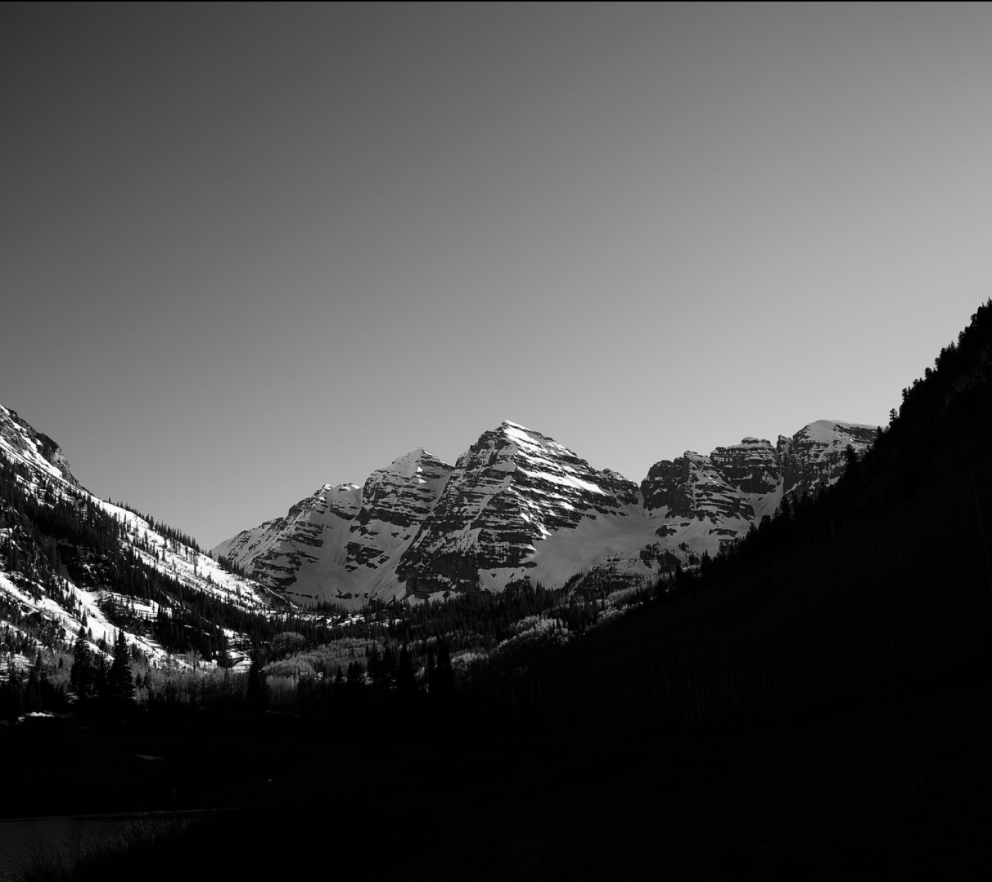 Free download wallpaper Snow, Mountain, Photography, Black & White on your PC desktop