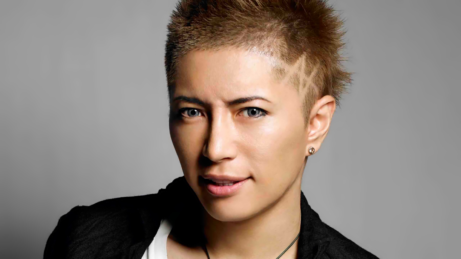 Download mobile wallpaper Music, Gackt for free.