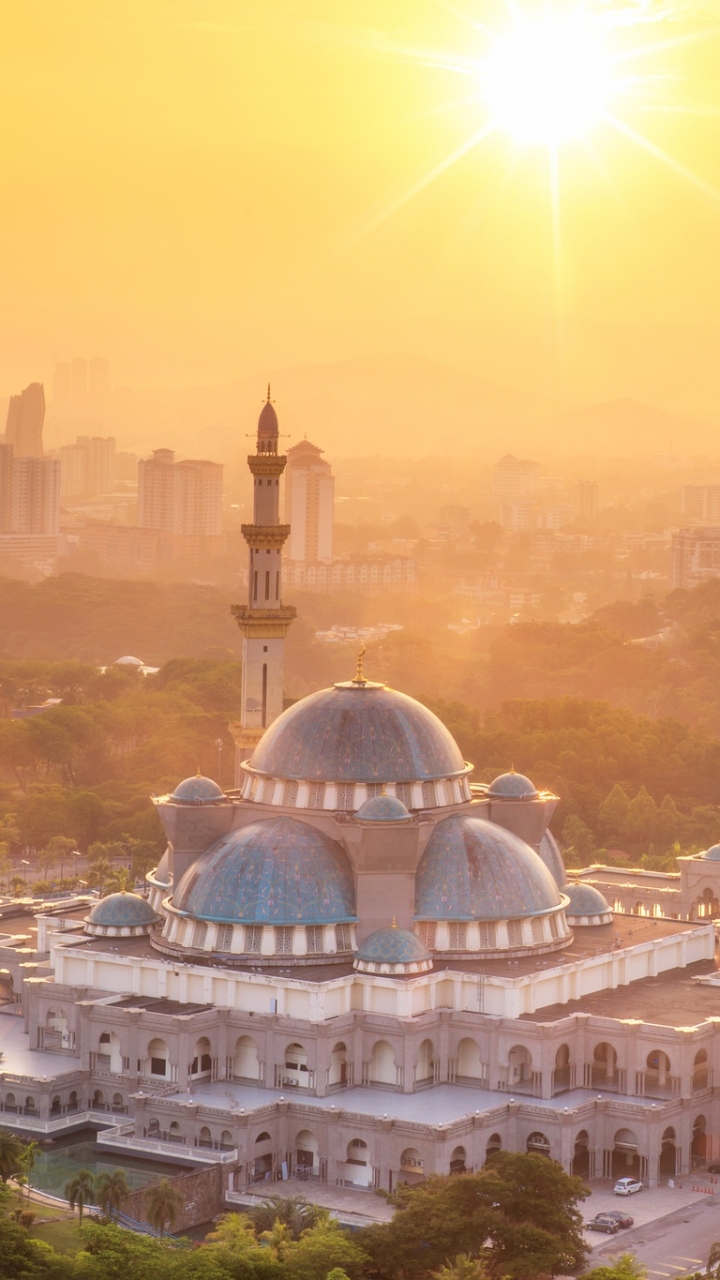 Скачать картинку Архитектура, Город, Куала Лумпур, Малайзия, Мечеть, Религиозные, Мечети в телефон бесплатно.