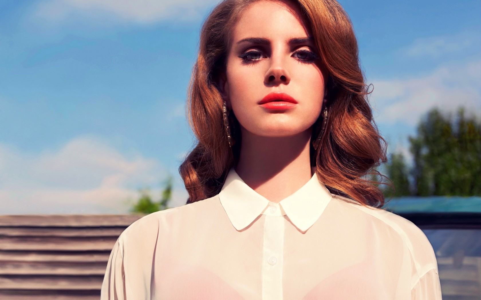 Lana Del Rey Panoramic Wallpapers