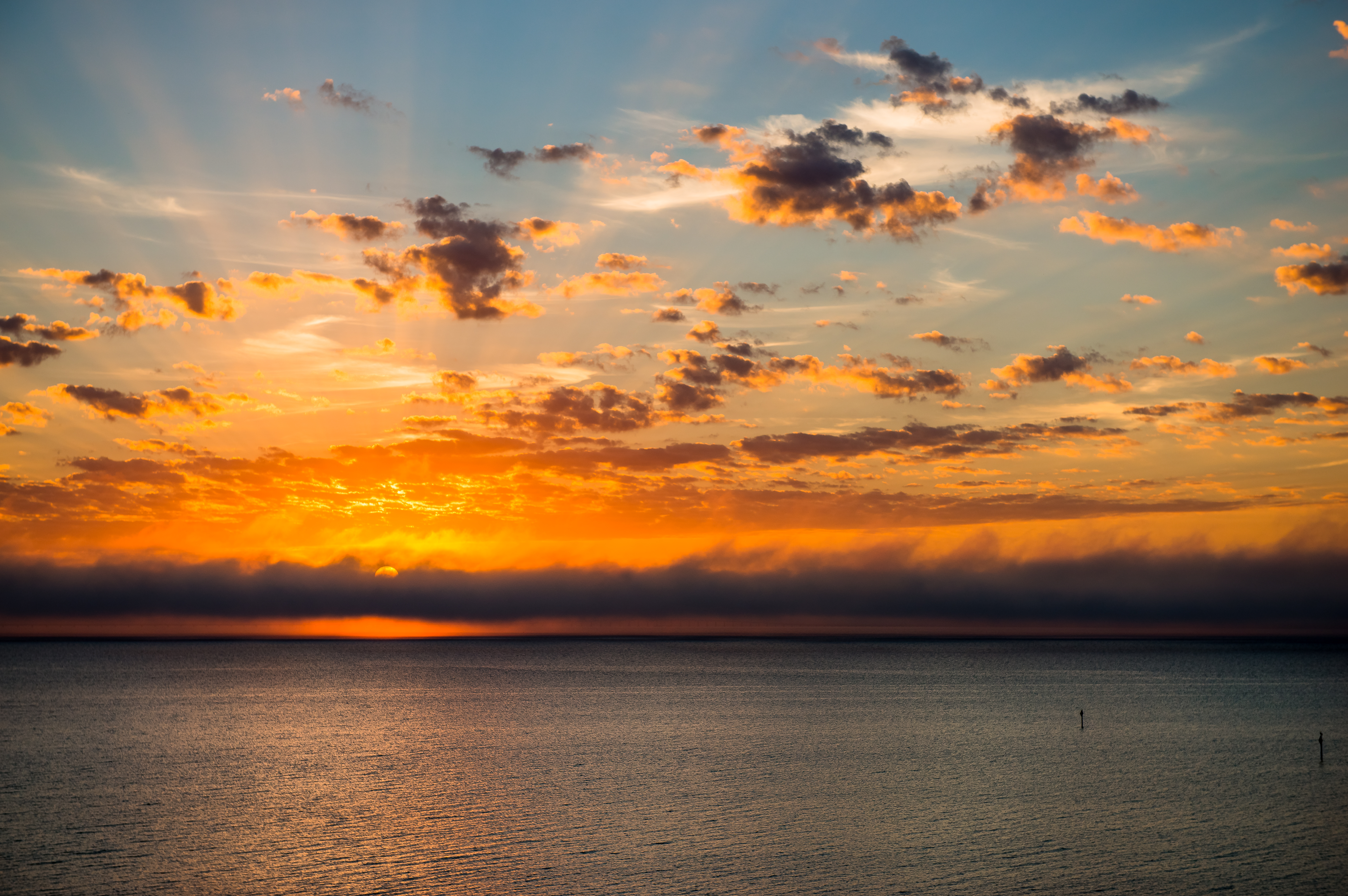 Free download wallpaper Sea, Sun, Clouds, Horizon, Sunset, Nature on your PC desktop