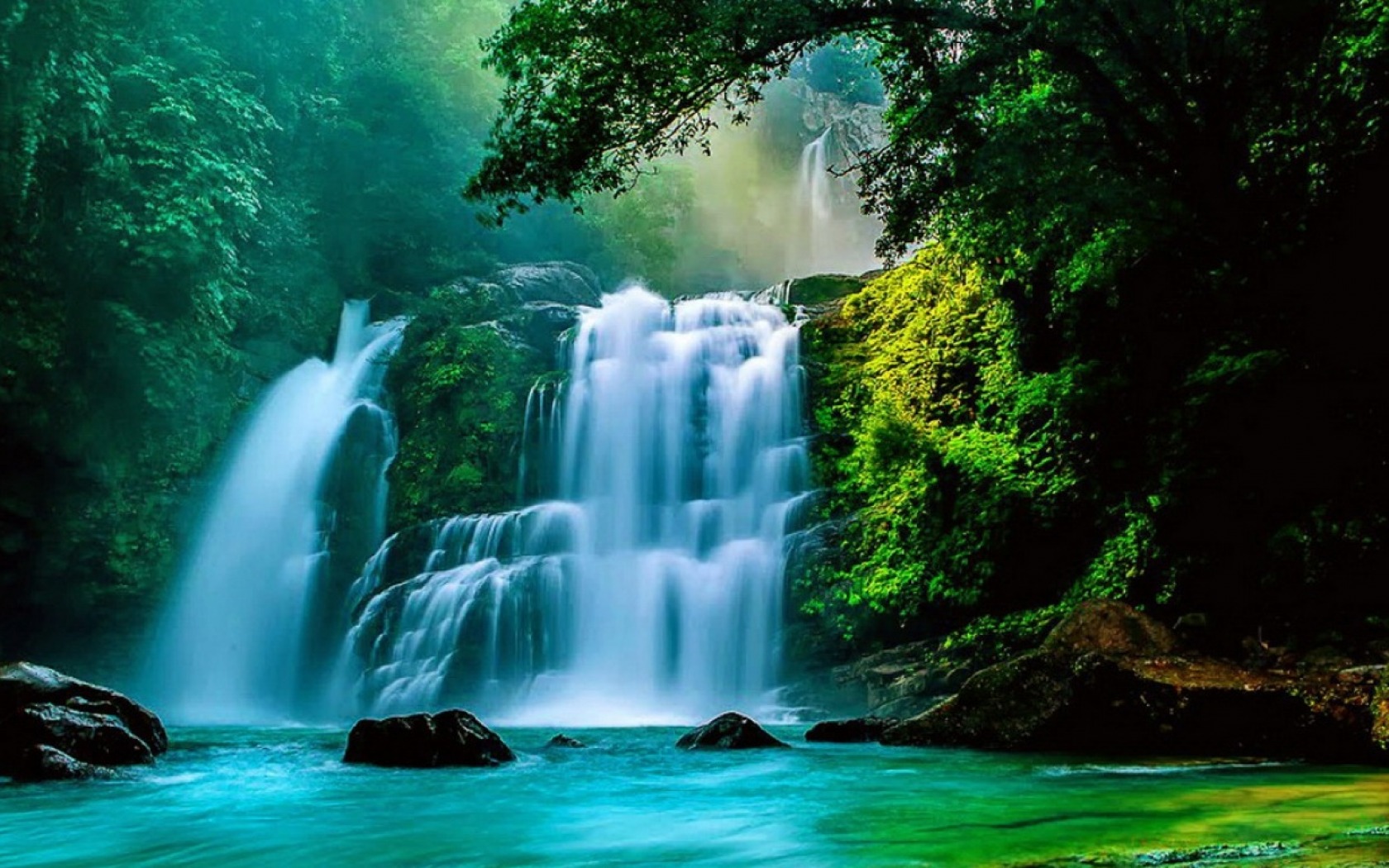 Скачать картинку Водопад, Лес, Дерево, Земля, Зеленый, Земля/природа в телефон бесплатно.