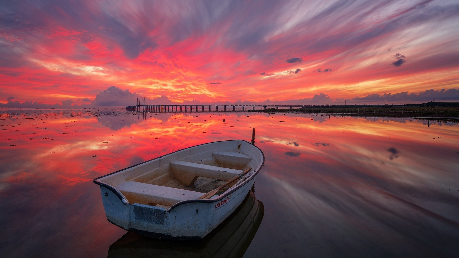 Free download wallpaper Sunset, Horizon, Boat, Vehicles on your PC desktop