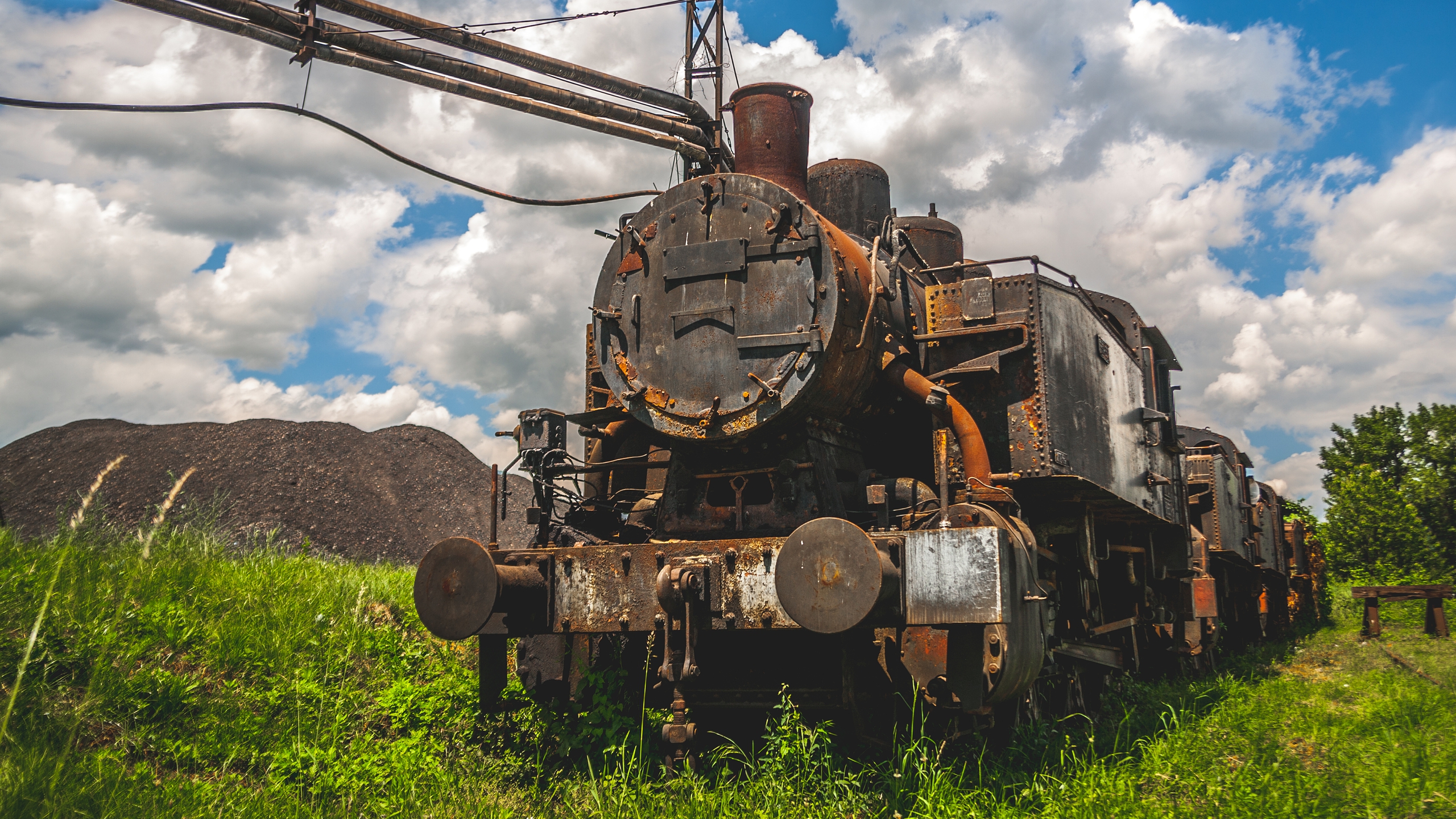 Free download wallpaper Grass, Old, Train, Rust, Vehicles on your PC desktop
