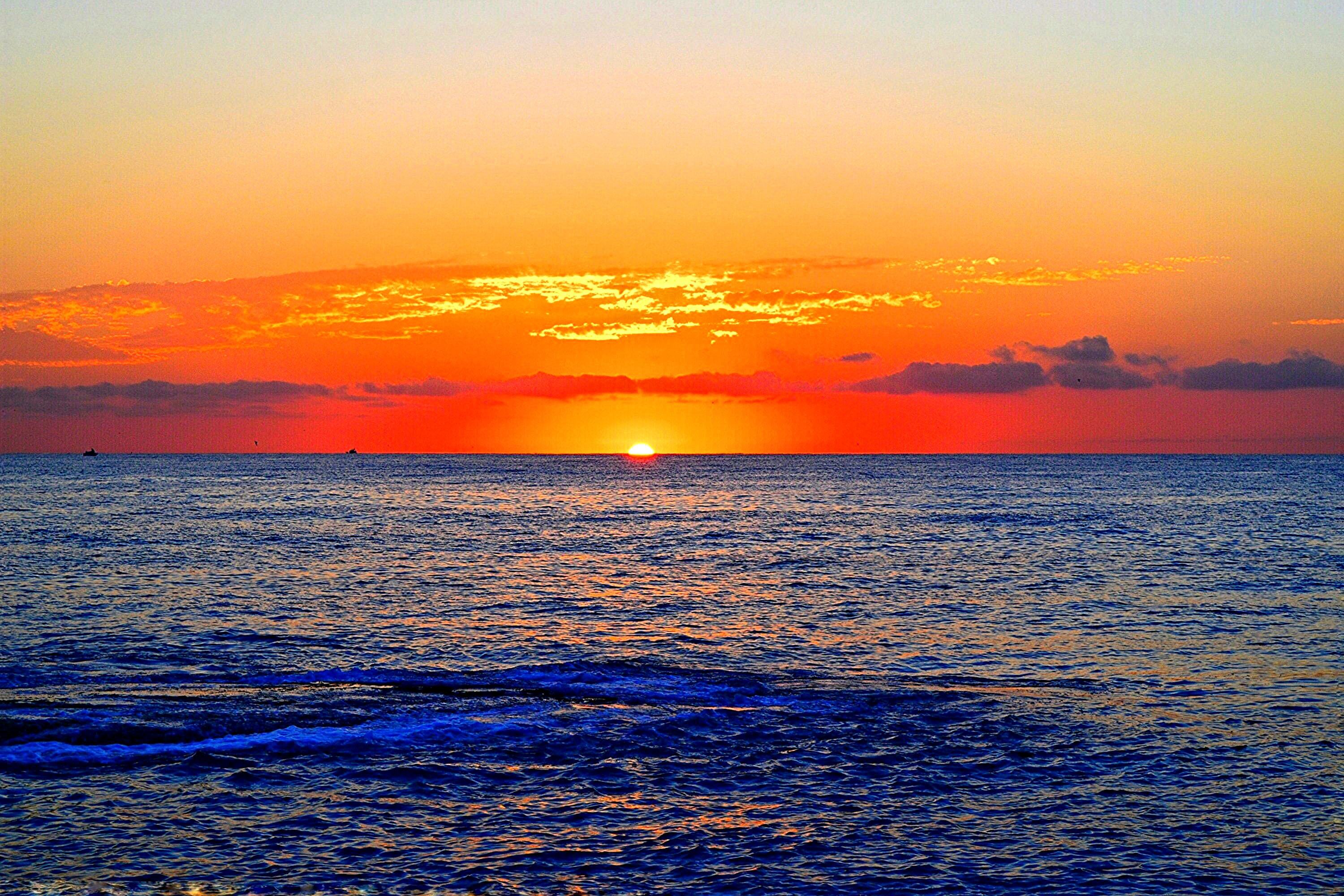 Free download wallpaper Sunset, Sky, Sea, Sun, Ocean, Earth, Orange (Color) on your PC desktop