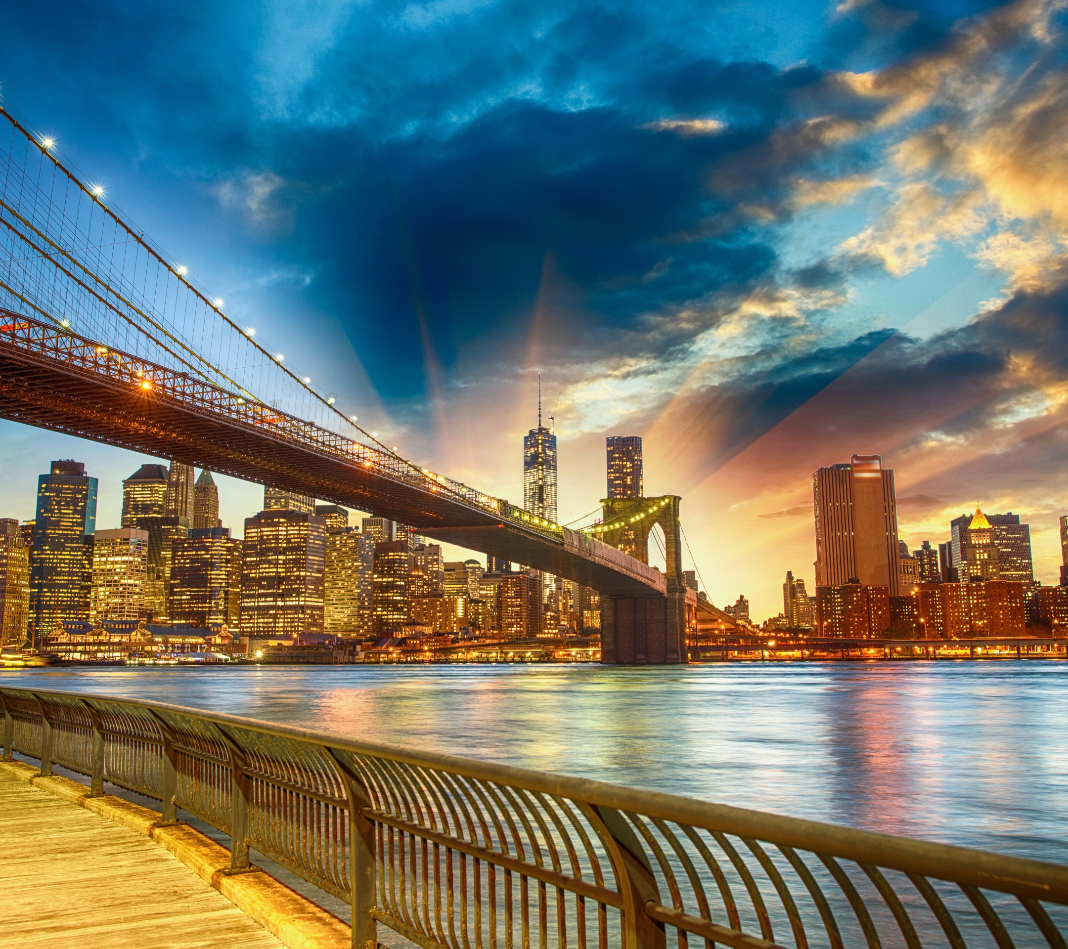 Laden Sie das Stadt, Licht, Dämmerung, Brücke, Stadtbild, New York, Brücken, Menschengemacht, Großstadt, Brooklyn Brücke-Bild kostenlos auf Ihren PC-Desktop herunter