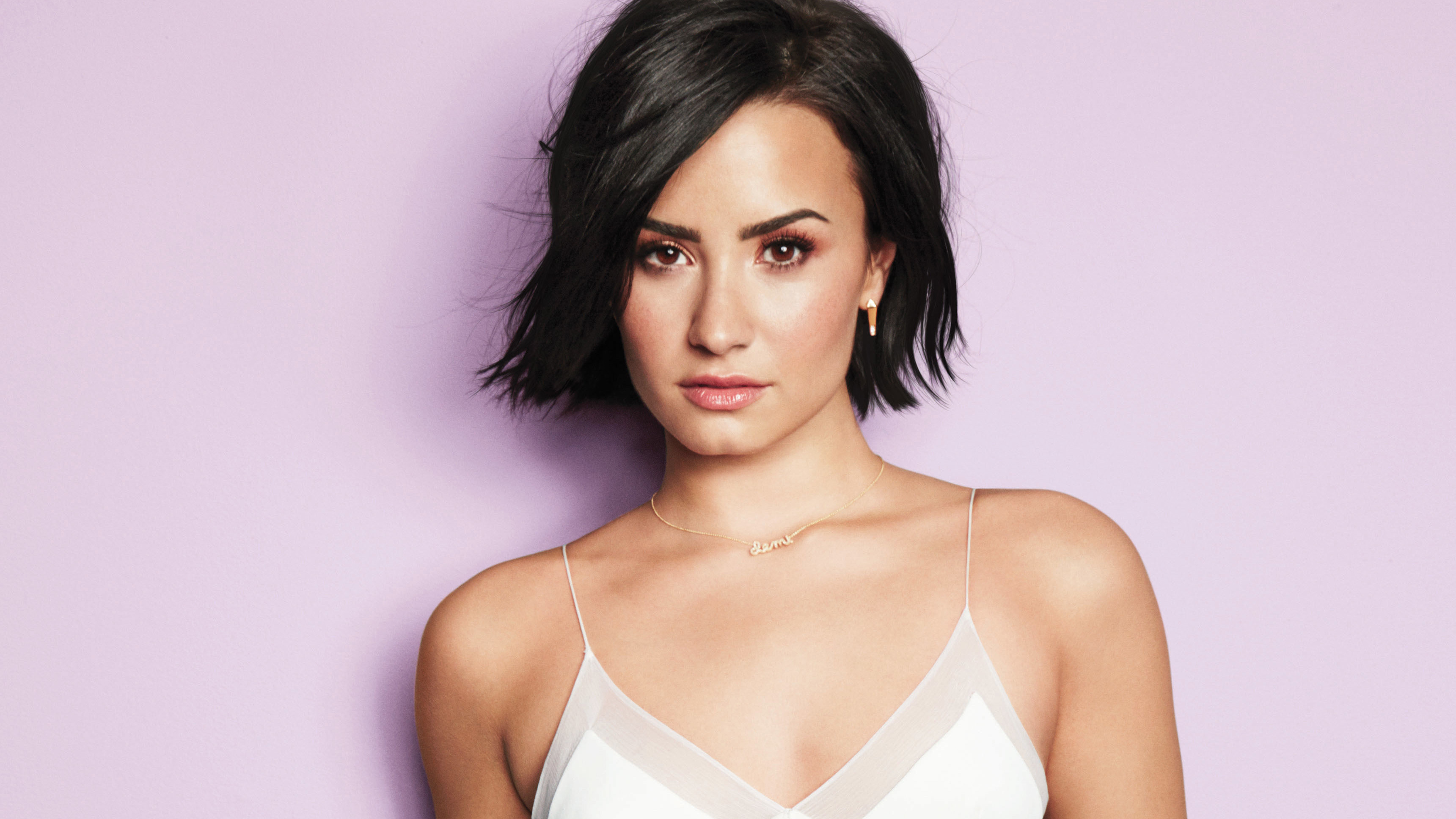 Handy-Wallpaper Musik, Sänger, Amerikanisch, Schwarzes Haar, Demi Lovato kostenlos herunterladen.