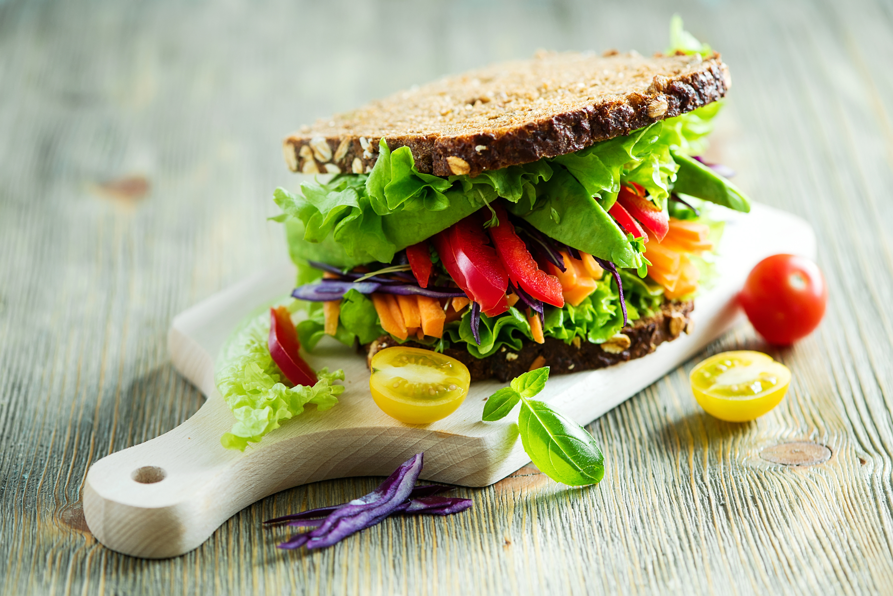 Handy-Wallpaper Gemüse, Brot, Sandwich, Nahrungsmittel kostenlos herunterladen.