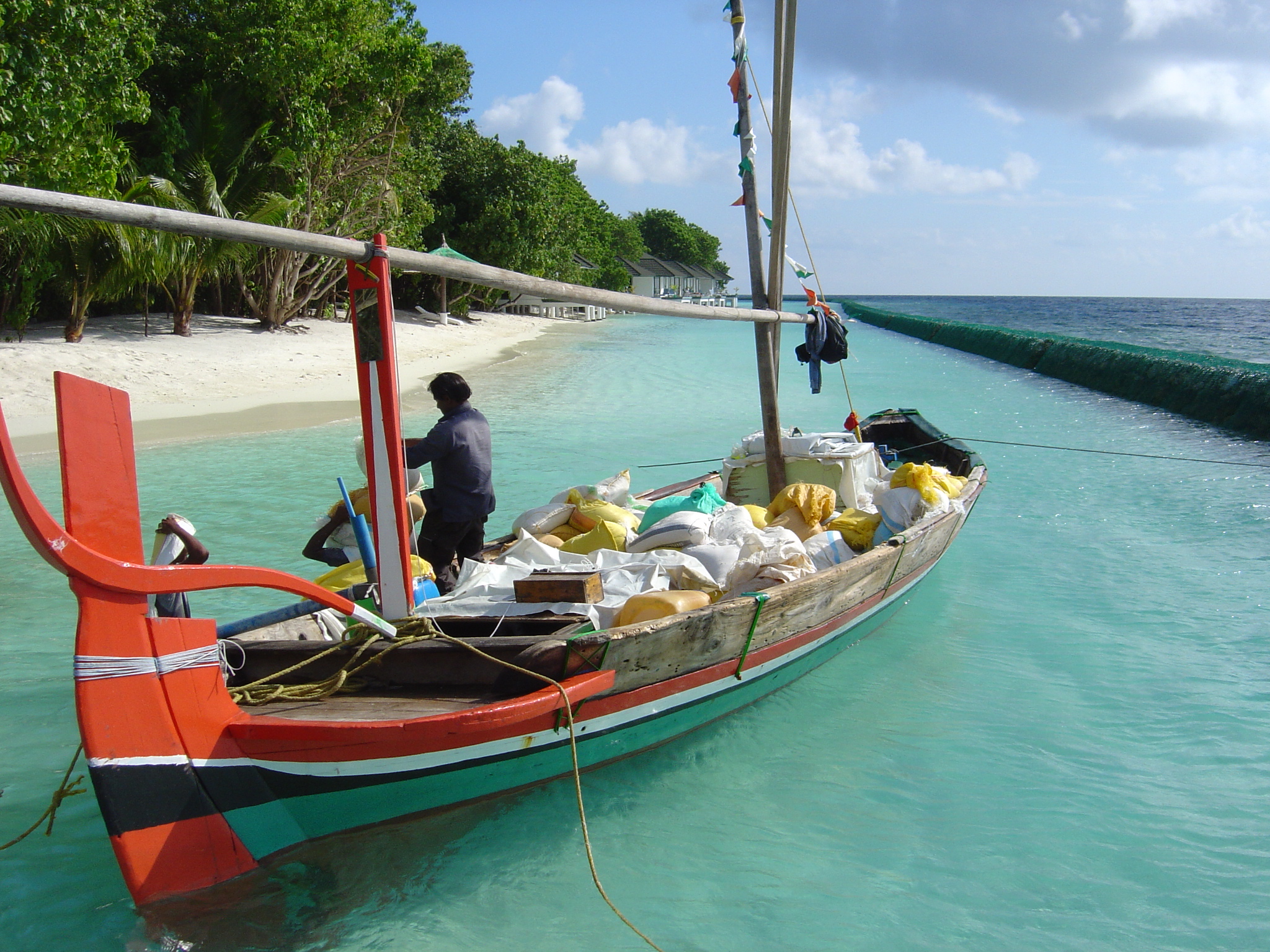 Téléchargez des papiers peints mobile Bateau, Maldives, Véhicules, Dhoni, Plage De Lys gratuitement.