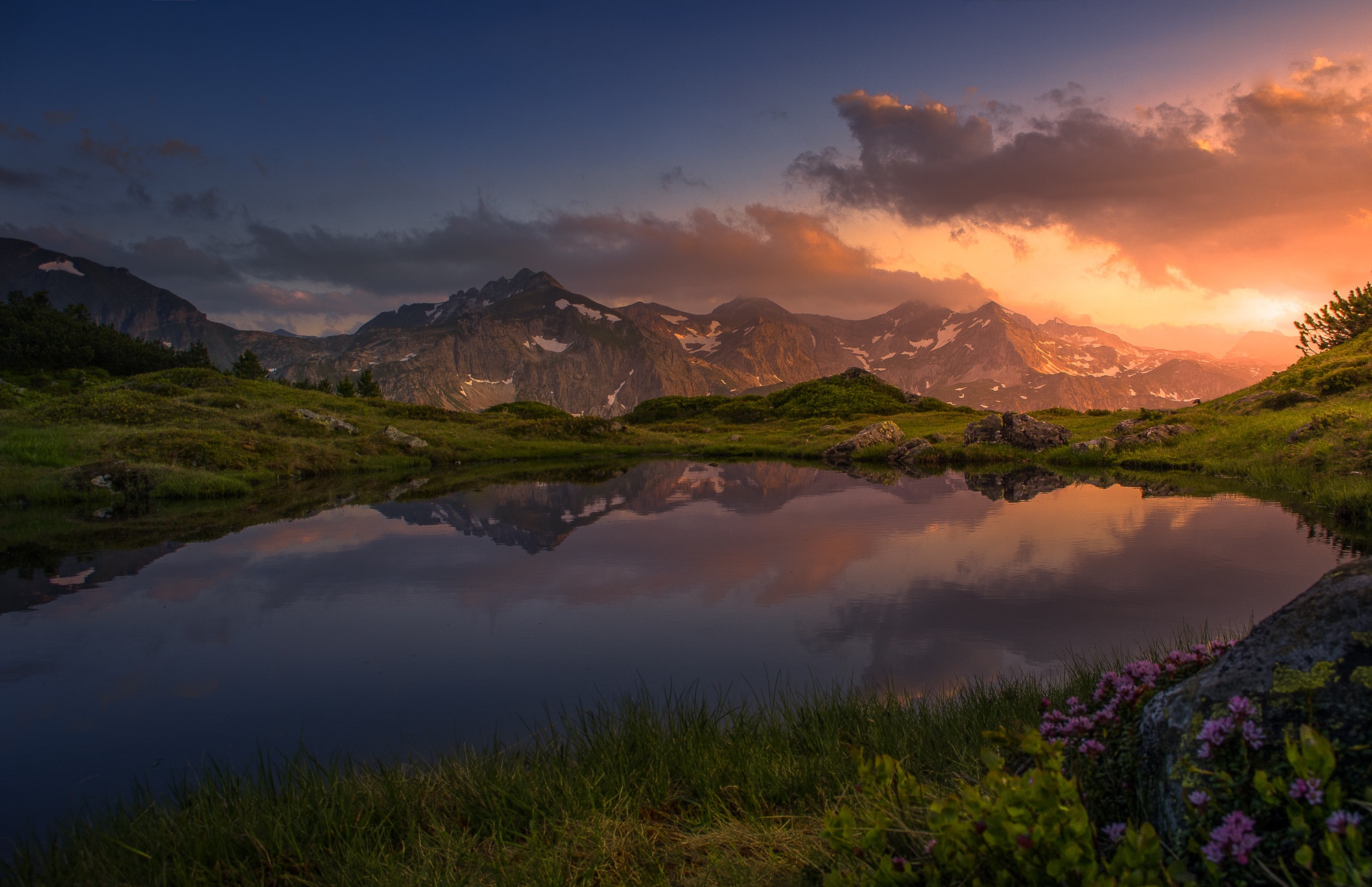 Baixe gratuitamente a imagem Natureza, Pôr Do Sol, Céu, Lagos, Montanha, Lago, Terra/natureza, Reflecção na área de trabalho do seu PC