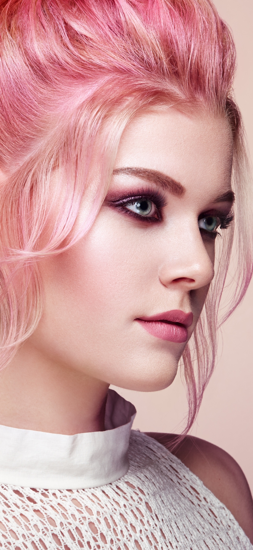 無料モバイル壁紙青い目, モデル, 女性, ピンクの髪, 口紅をダウンロードします。