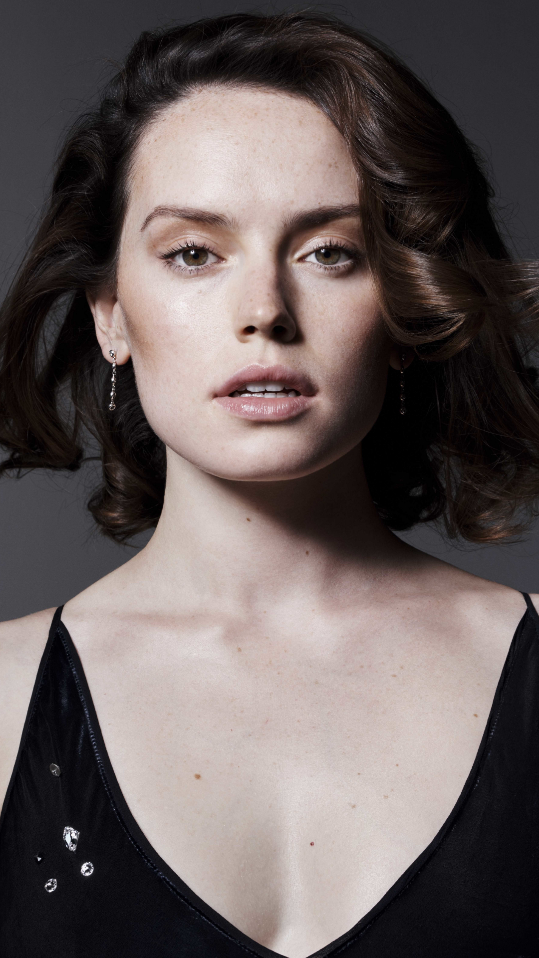 Download mobile wallpaper Celebrity, Daisy Ridley for free.