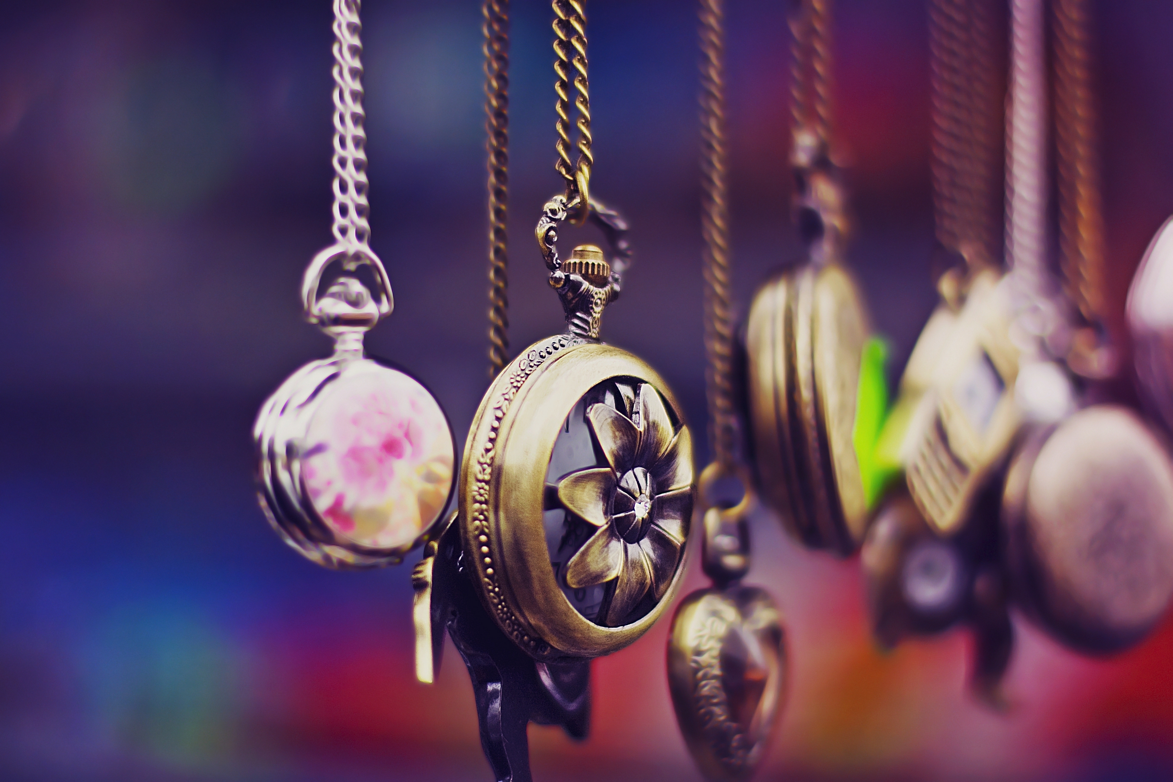 miscellanea, miscellaneous, chain, pocket watch, lots of, multitude, diversity, variety HD wallpaper