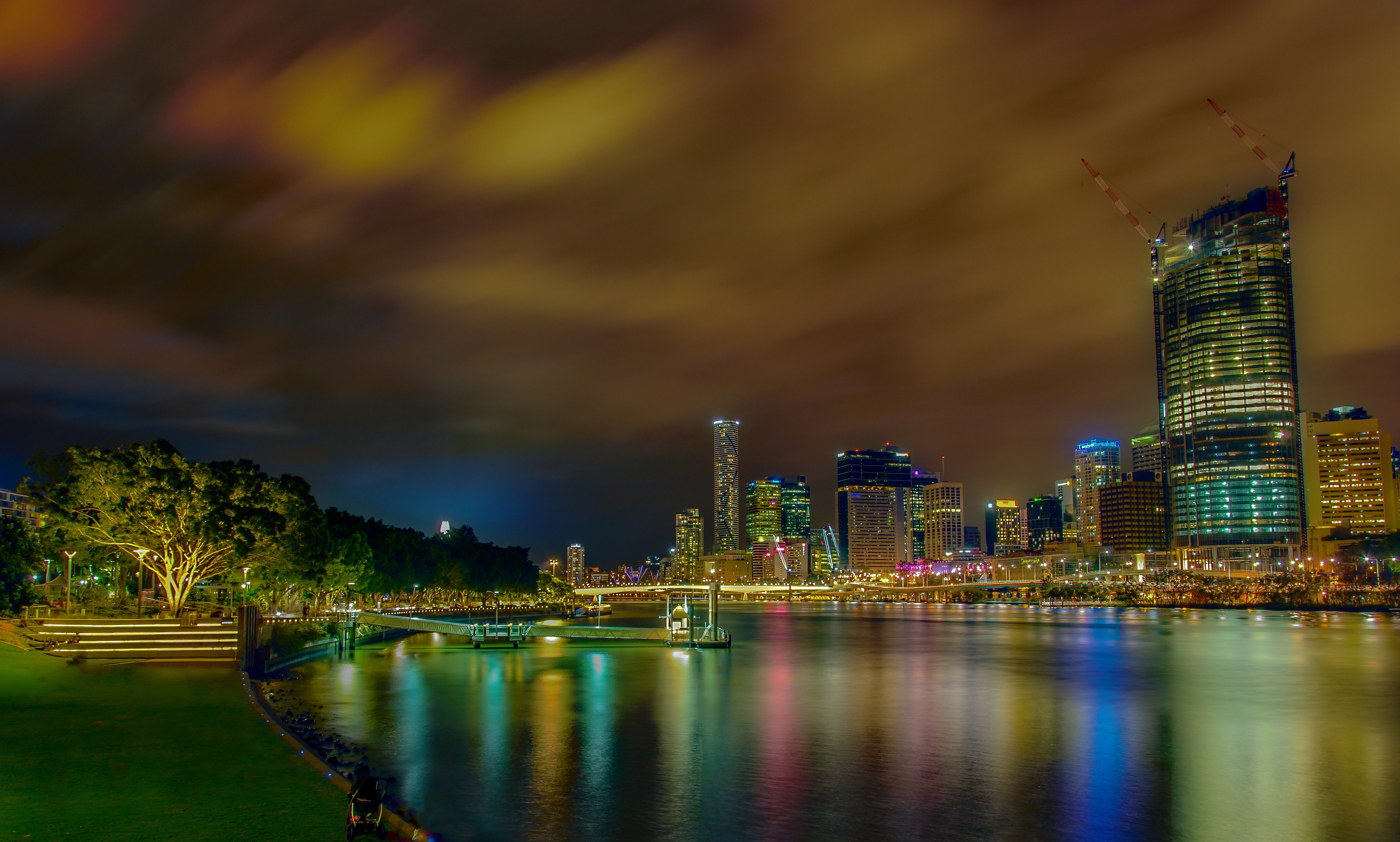 Baixe gratuitamente a imagem Cidades, Noite, Cidade, Luz, Austrália, Brisbane, Feito Pelo Homem na área de trabalho do seu PC