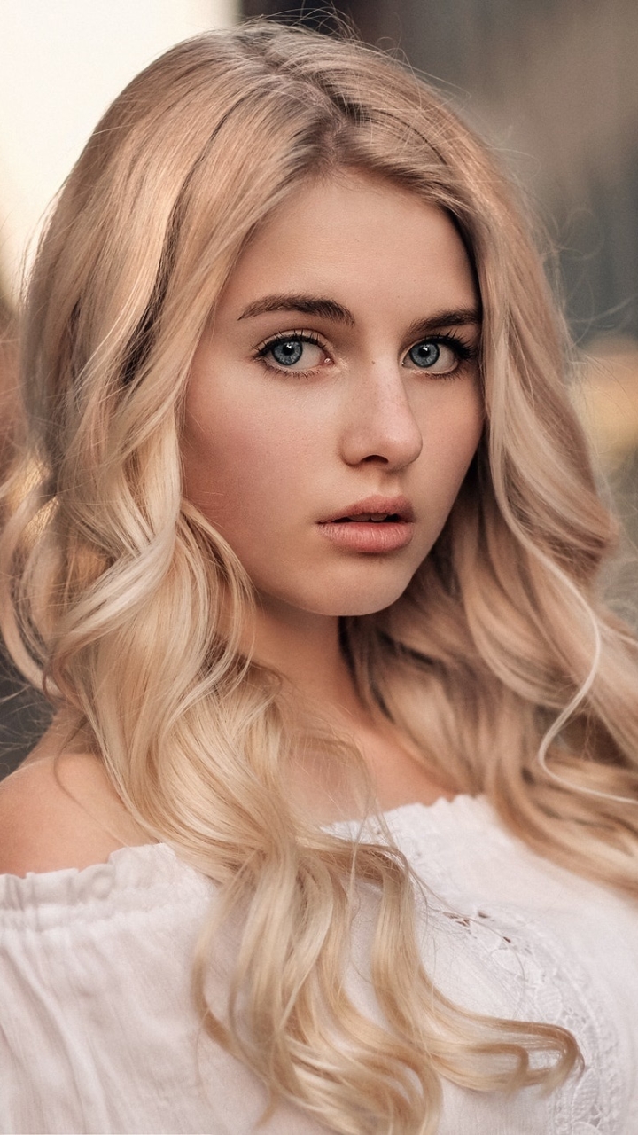 Handy-Wallpaper Blond, Modell, Frauen, Blaue Augen, Blondinen kostenlos herunterladen.