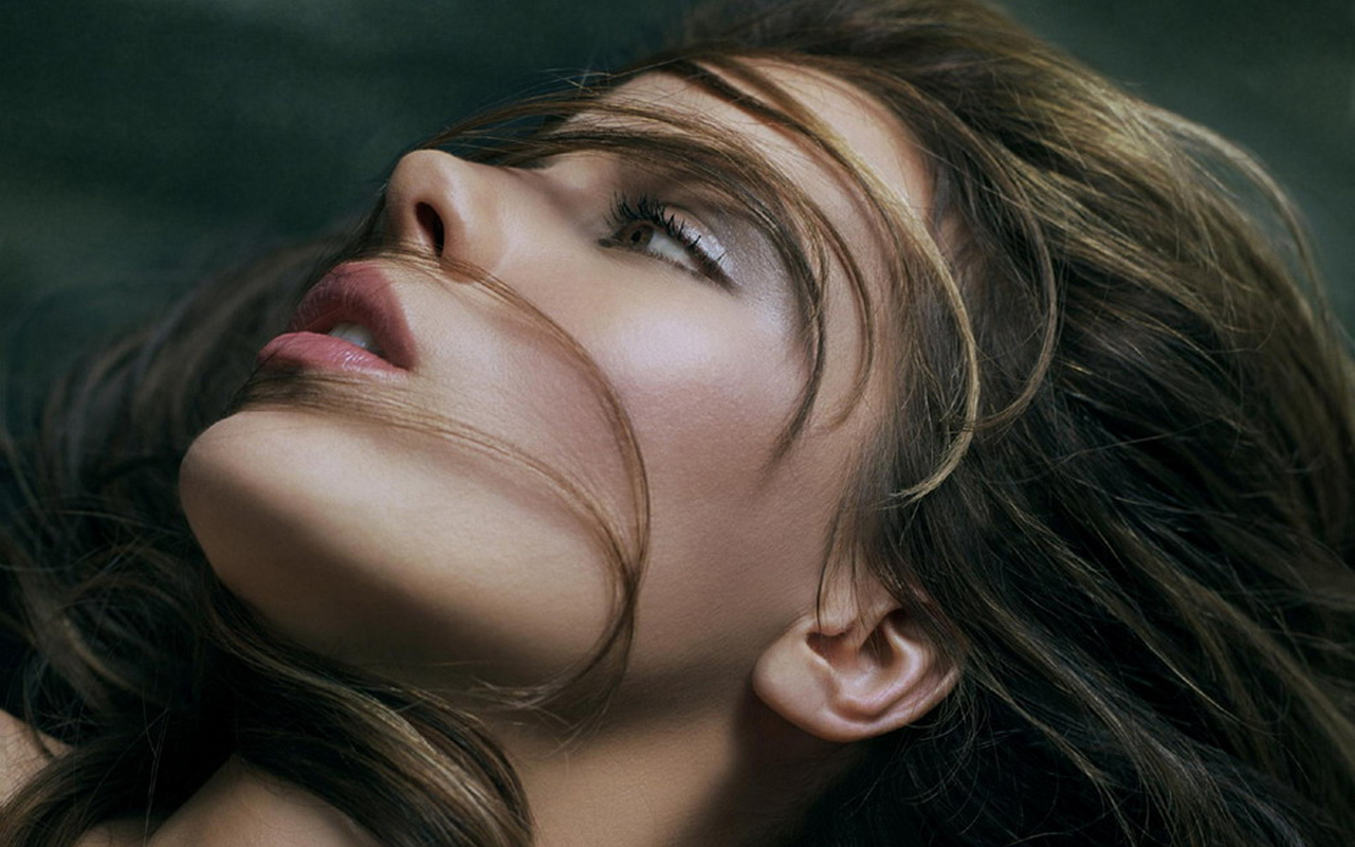 Laden Sie das Kate Beckinsale, Berühmtheiten-Bild kostenlos auf Ihren PC-Desktop herunter
