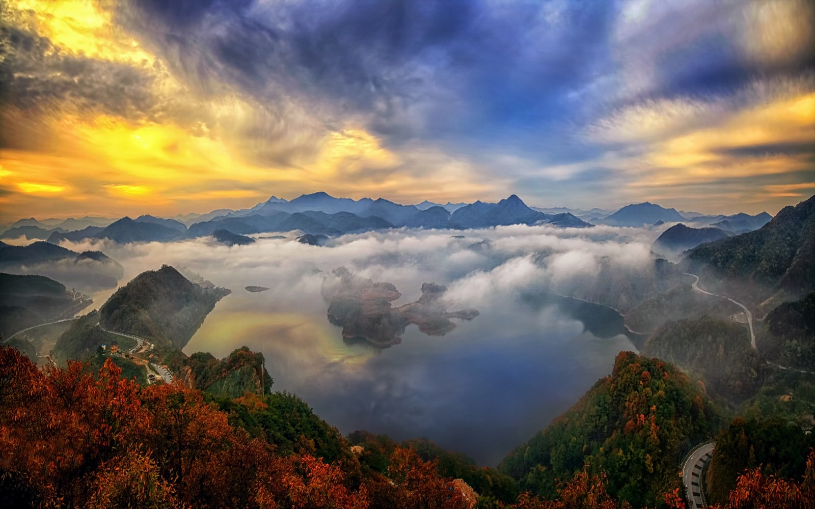 Free download wallpaper Landscape, Mountains, Mountain, Tree, Fog, Fall, Earth, Cloud on your PC desktop