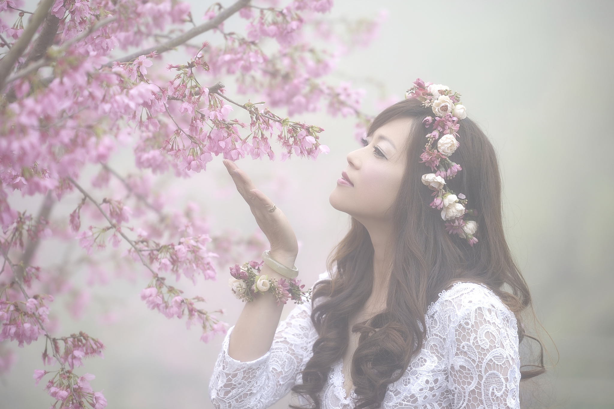 Download mobile wallpaper Fog, Mood, Wreath, Brunette, Model, Women, Blossom, Asian, Pink Flower for free.
