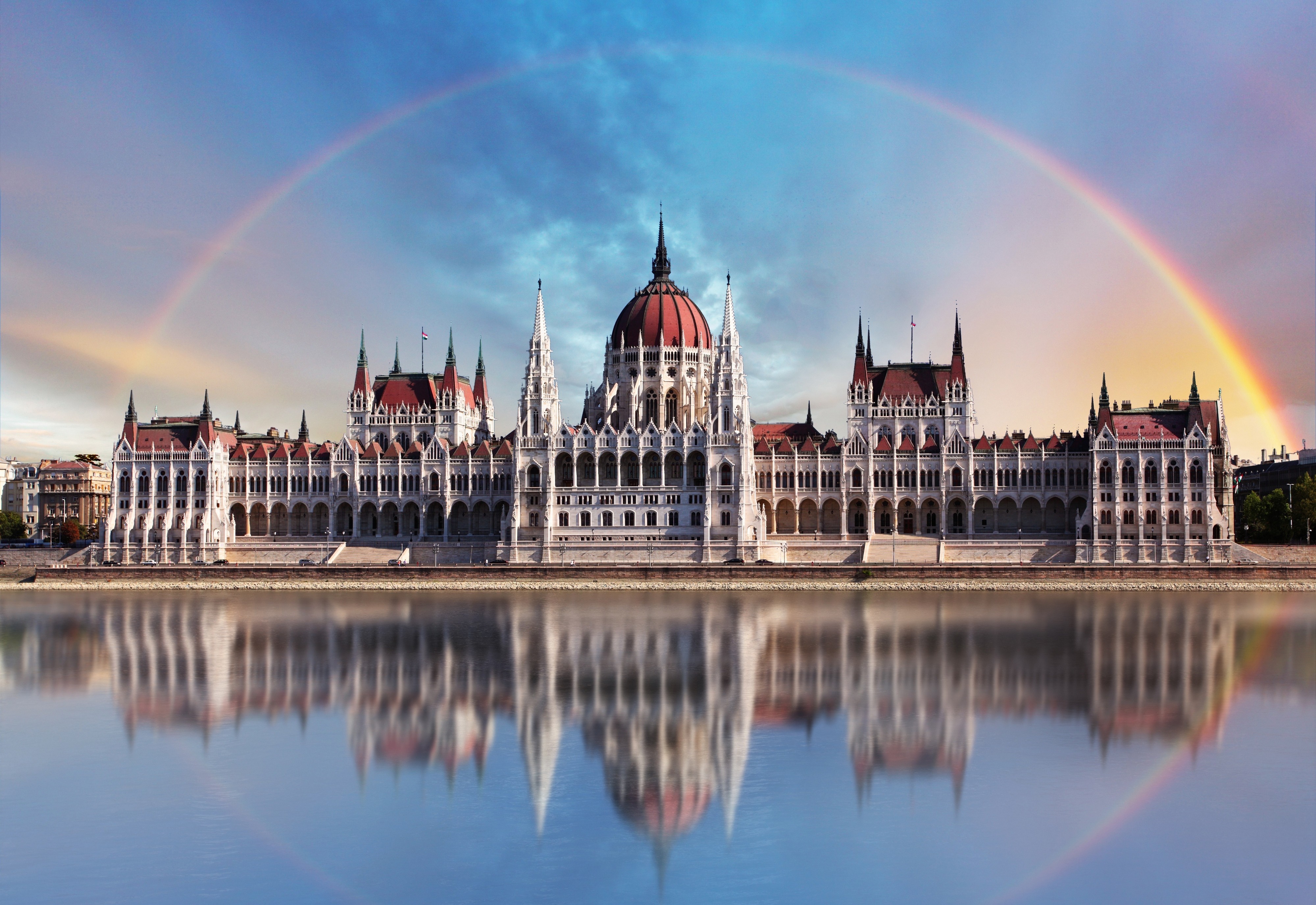 342613 descargar imagen parlamento de budapest, hecho por el hombre, budapest, hungría, arco iris, monumentos: fondos de pantalla y protectores de pantalla gratis