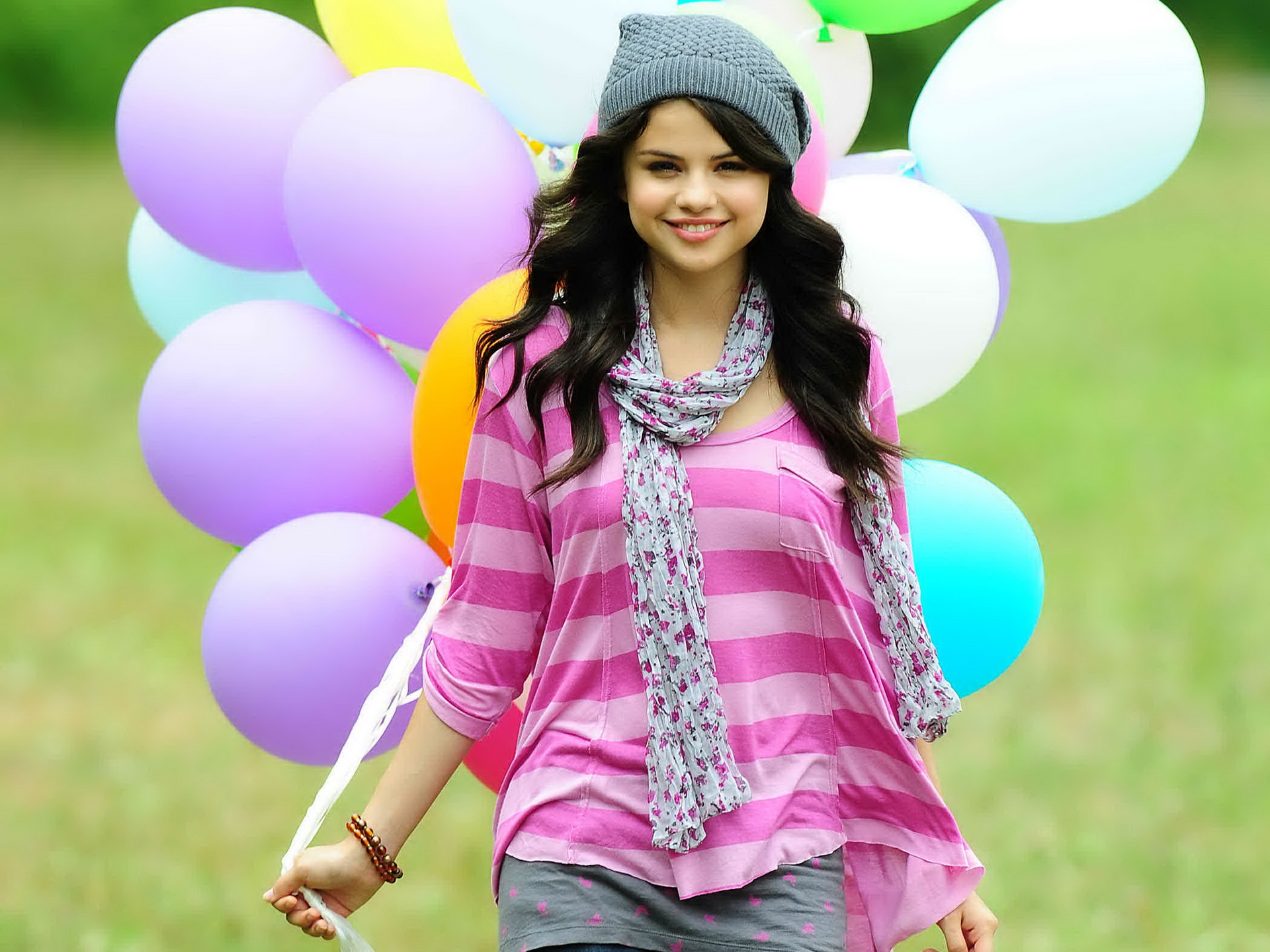 Téléchargez des papiers peints mobile Musique, Selena Gomez gratuitement.