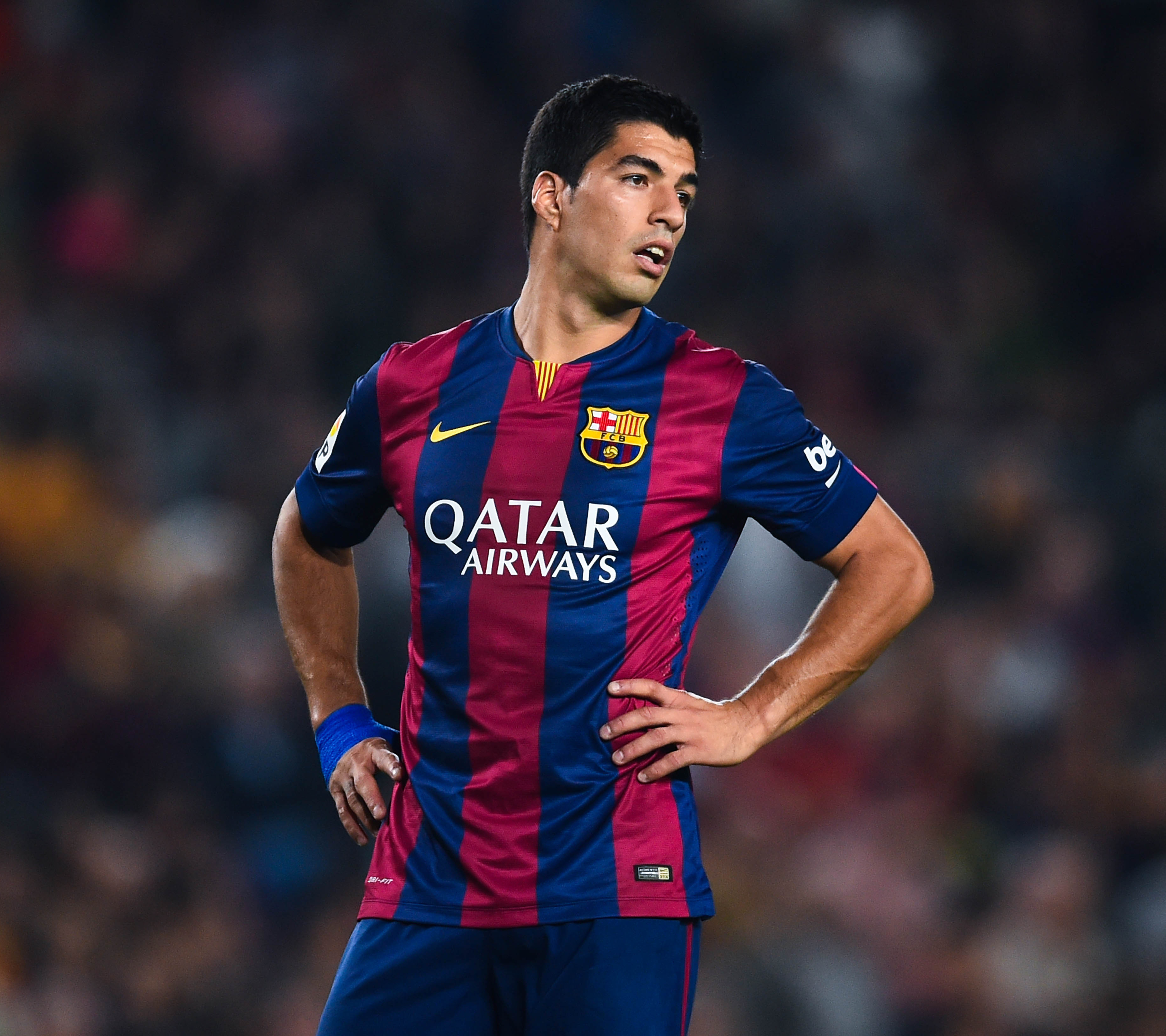 Download mobile wallpaper Sports, Barcelona, Soccer, Luis Suarez, Luis Suárez for free.