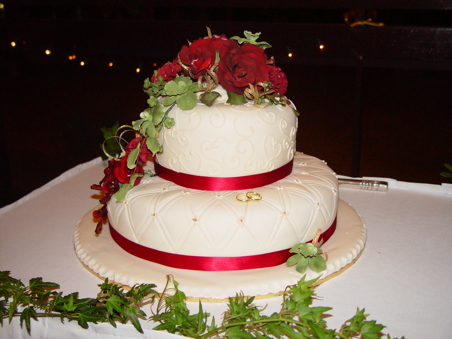 661421 завантажити картинку харчування, торт, солодощі, весільний торт, весілля - шпалери і заставки безкоштовно