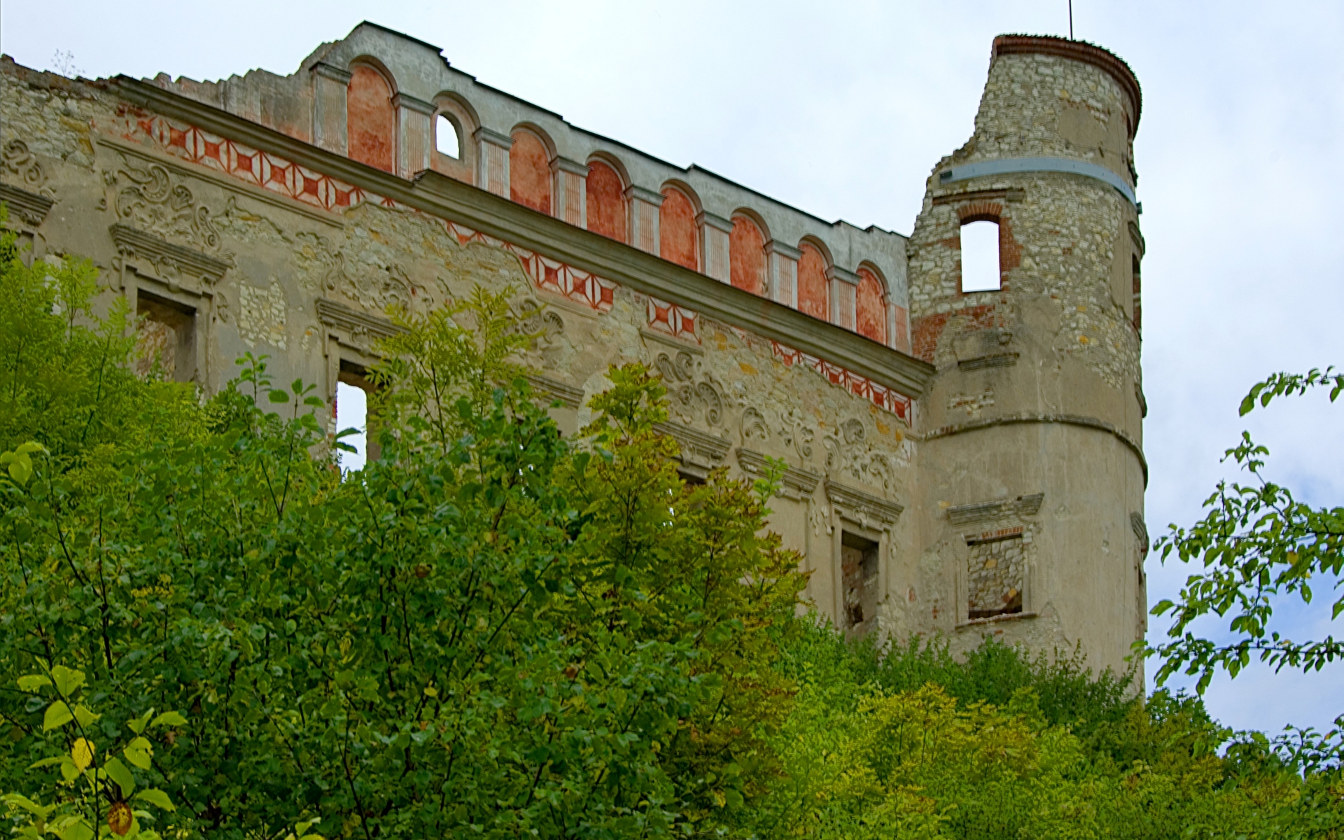 Die besten Schloss Janowiec-Hintergründe für den Telefonbildschirm