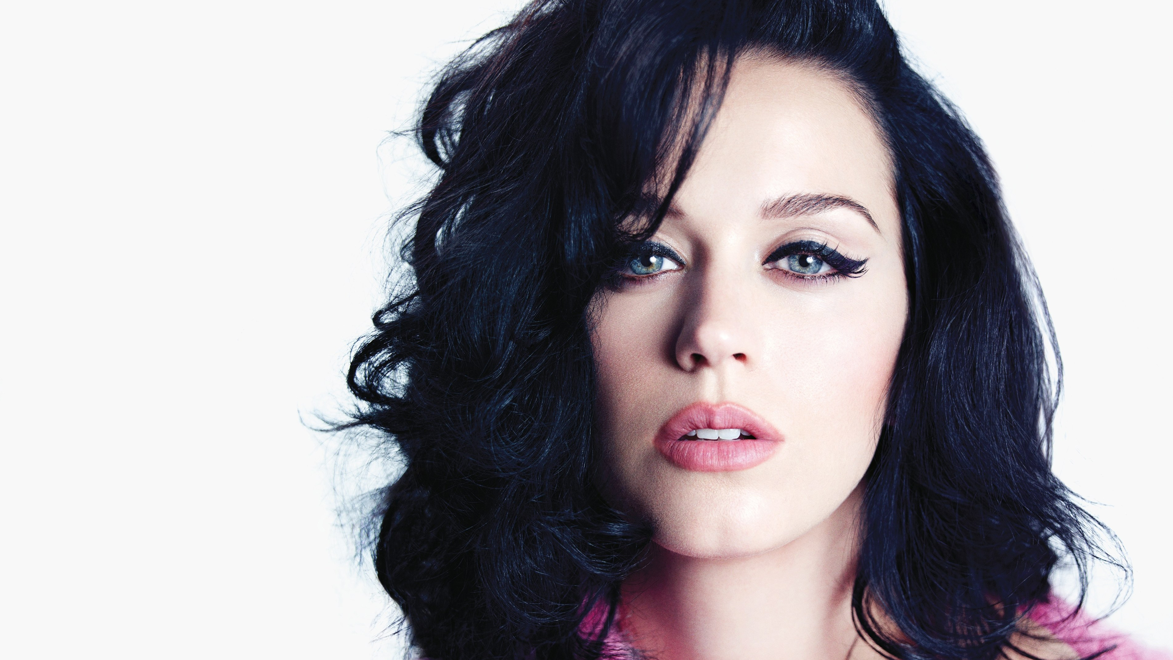 Laden Sie das Musik, Katy Perry, Nahansicht, Sänger, Gesicht, Blaue Augen, Amerikanisch, Schwarzes Haar-Bild kostenlos auf Ihren PC-Desktop herunter