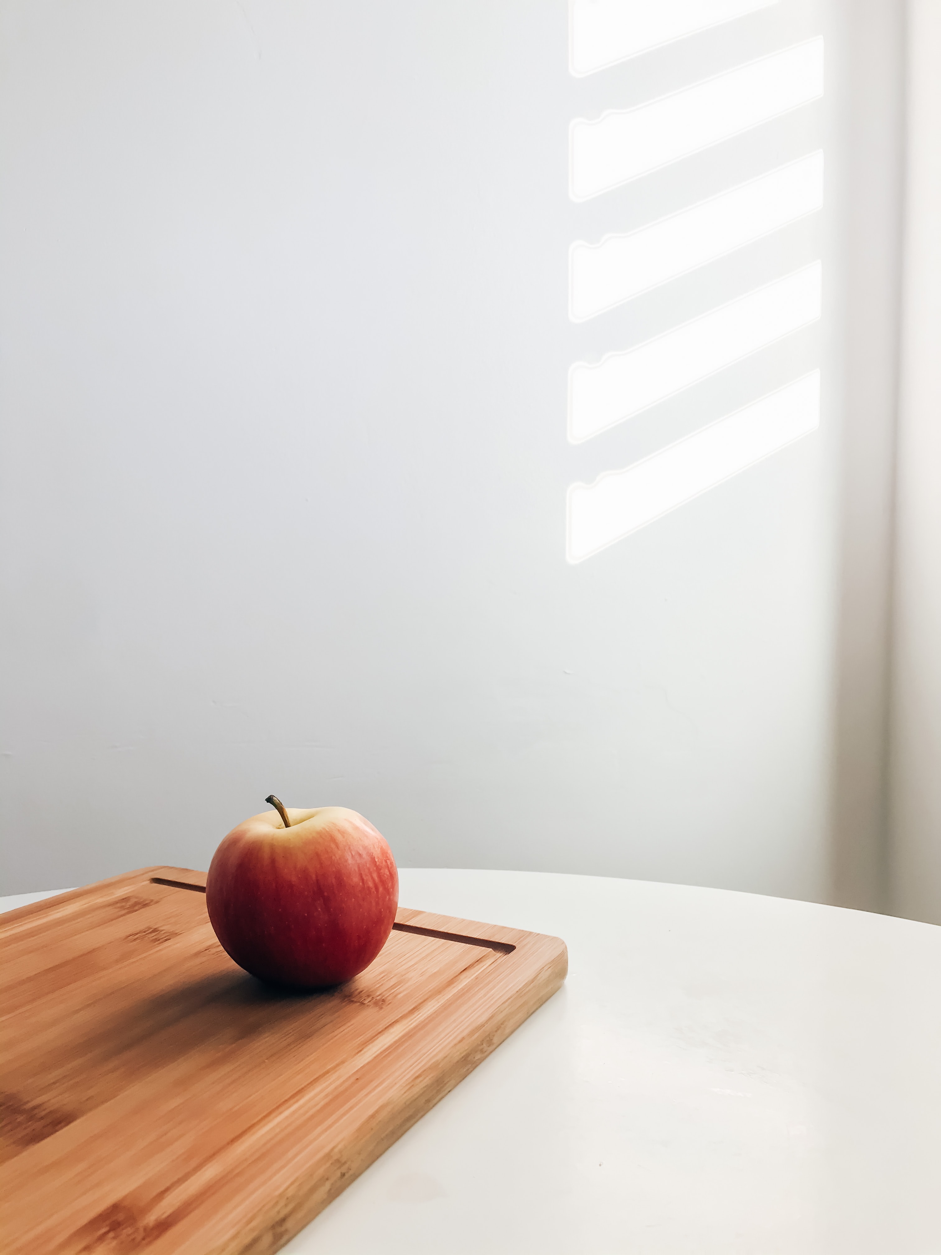 minimalism, food, apple, table, board phone background