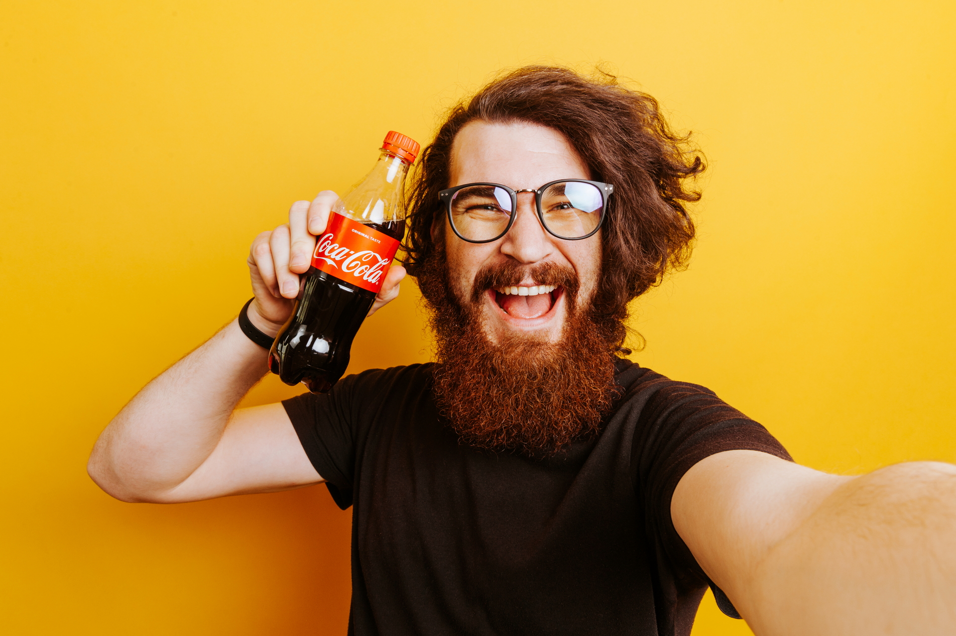 Free download wallpaper Men, Coca Cola, Beard on your PC desktop