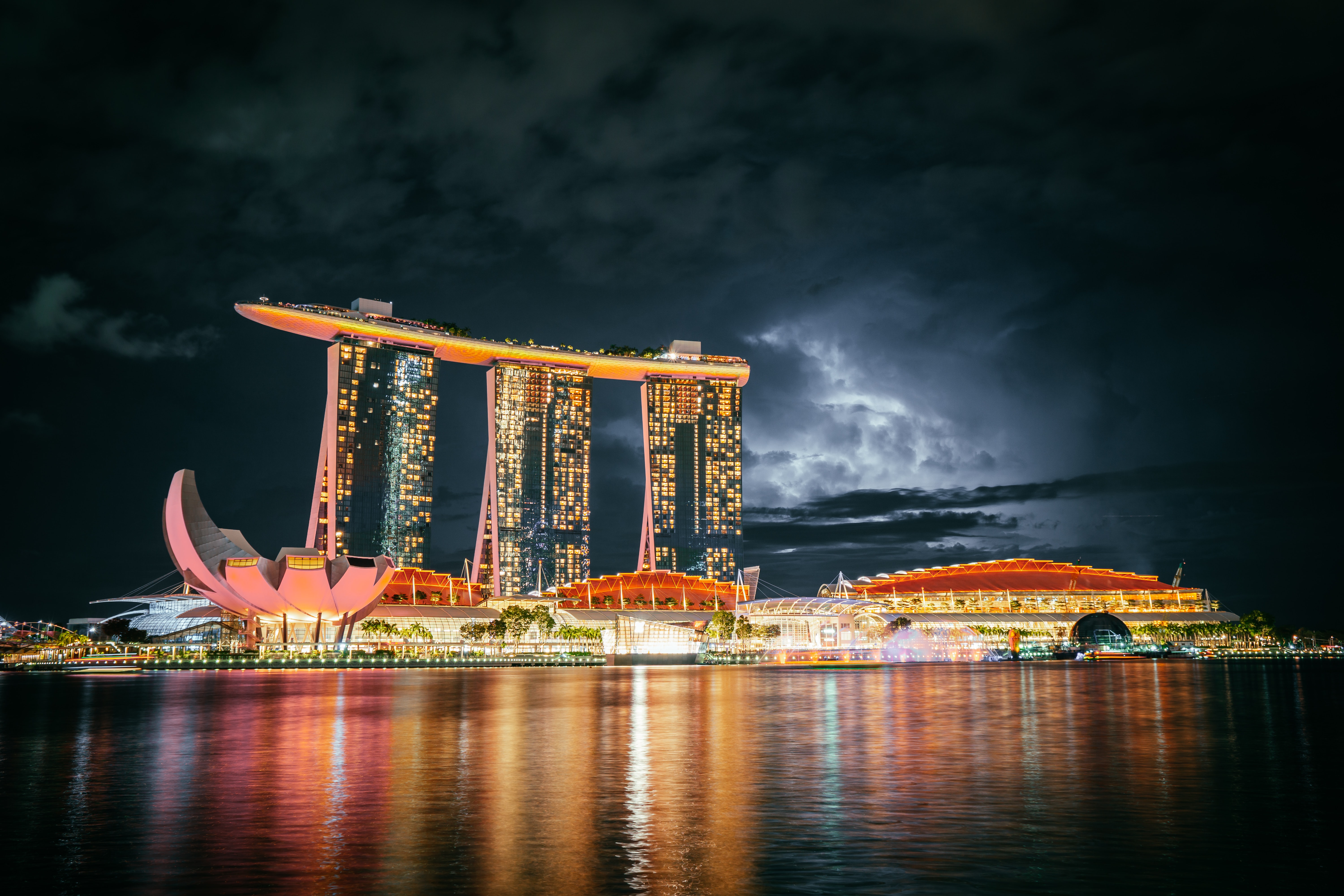 1039672 Hintergrundbilder und Marina Bay Sands Bilder auf dem Desktop. Laden Sie  Bildschirmschoner kostenlos auf den PC herunter