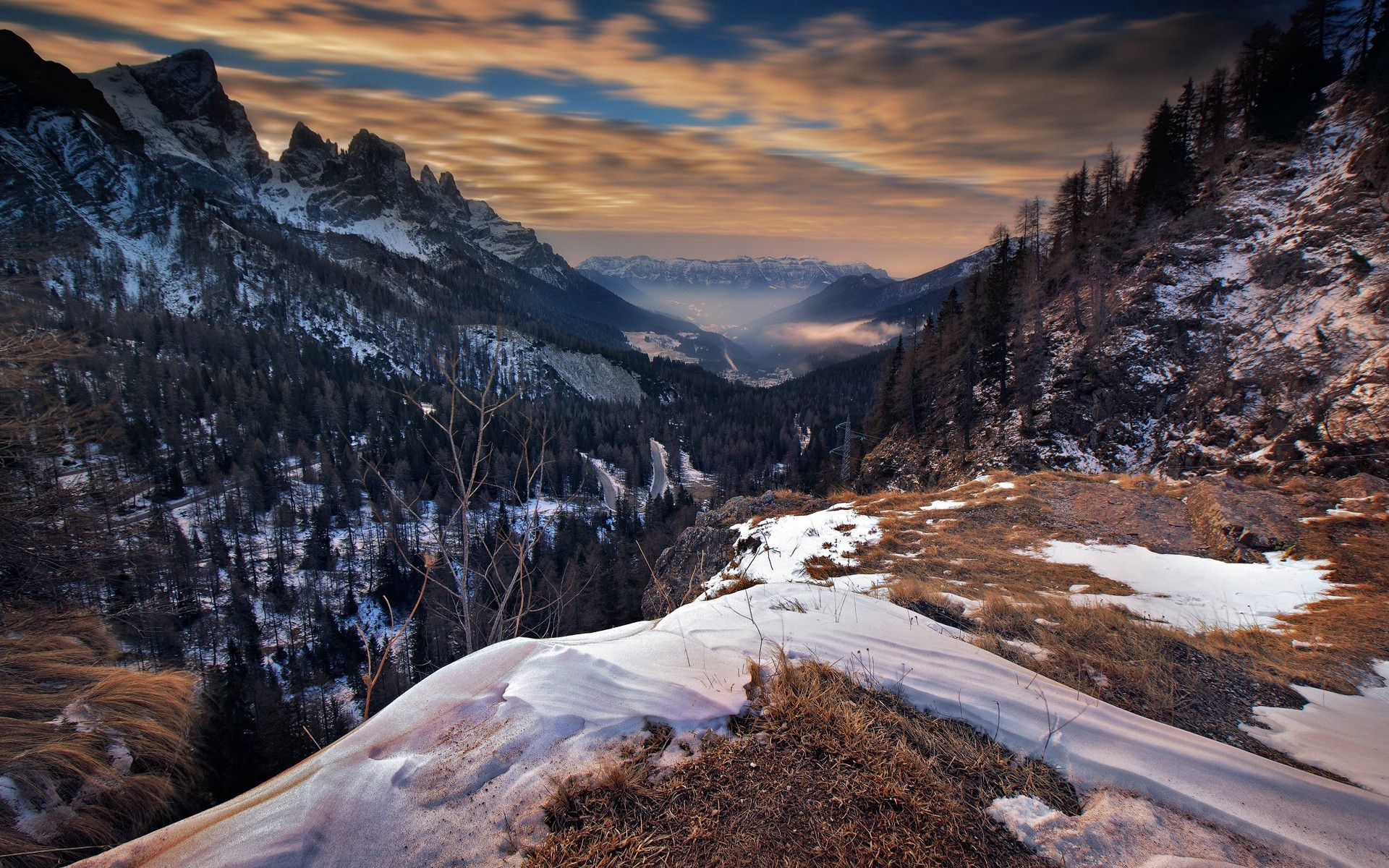 Скачати мобільні шпалери Гори, Сніг, Небо, Природа, Італія безкоштовно.