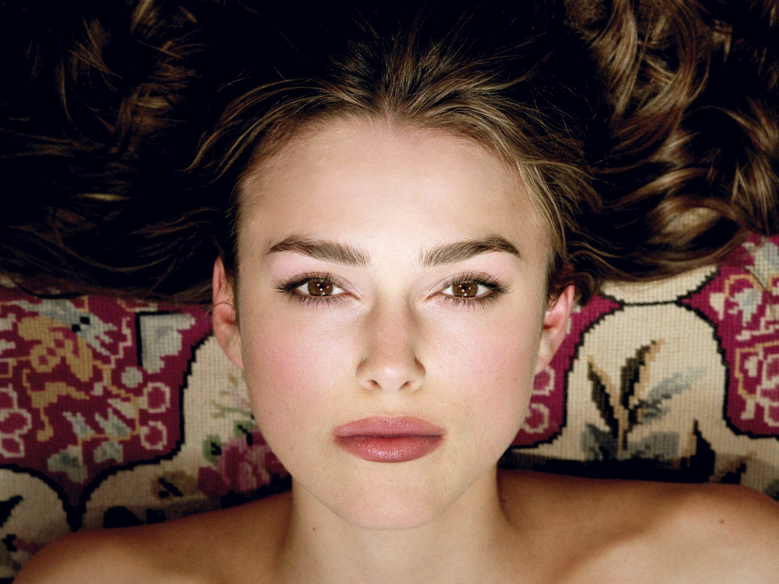 Download mobile wallpaper Celebrity, Keira Knightley for free.